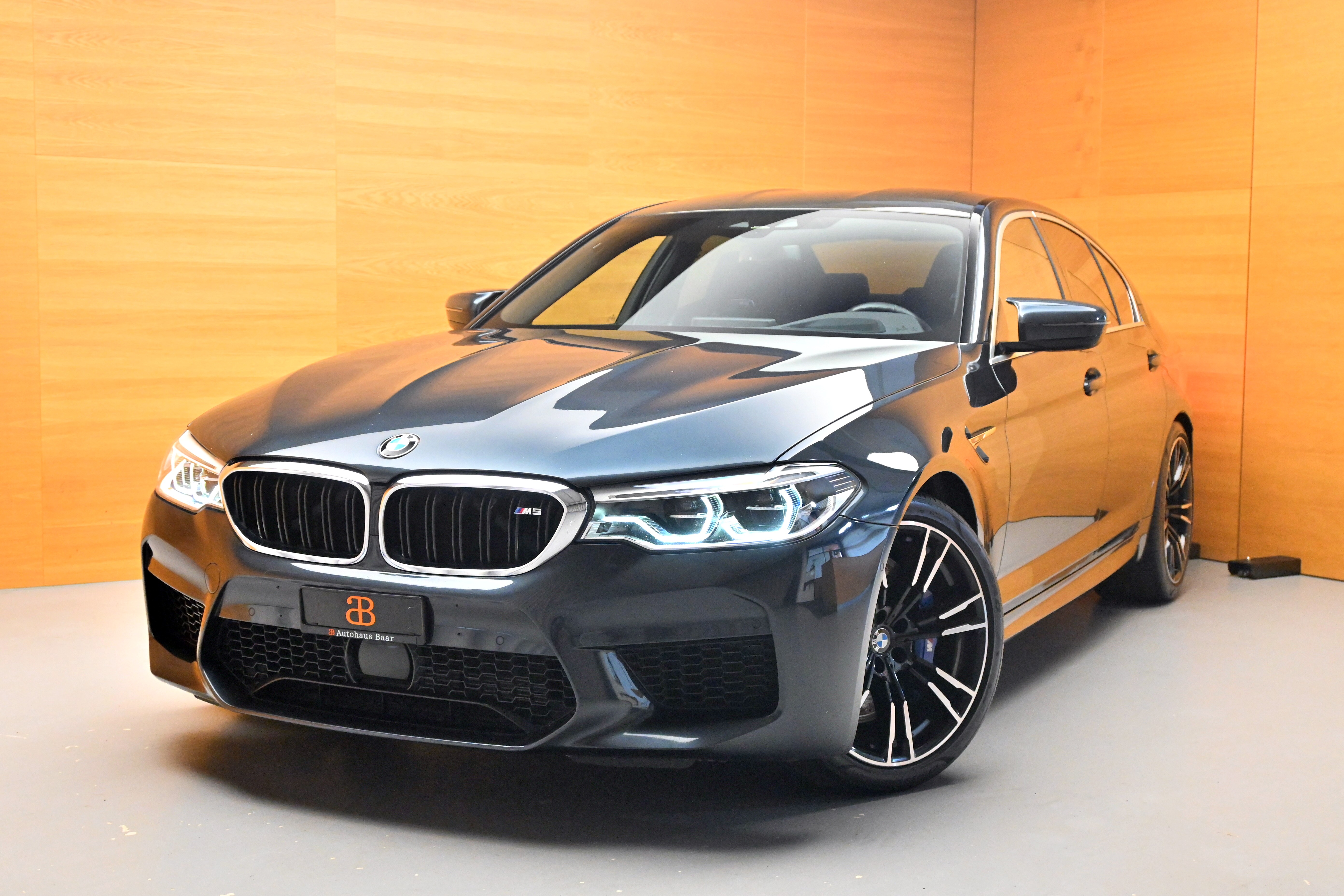 BMW M5 xDrive Drivelogic