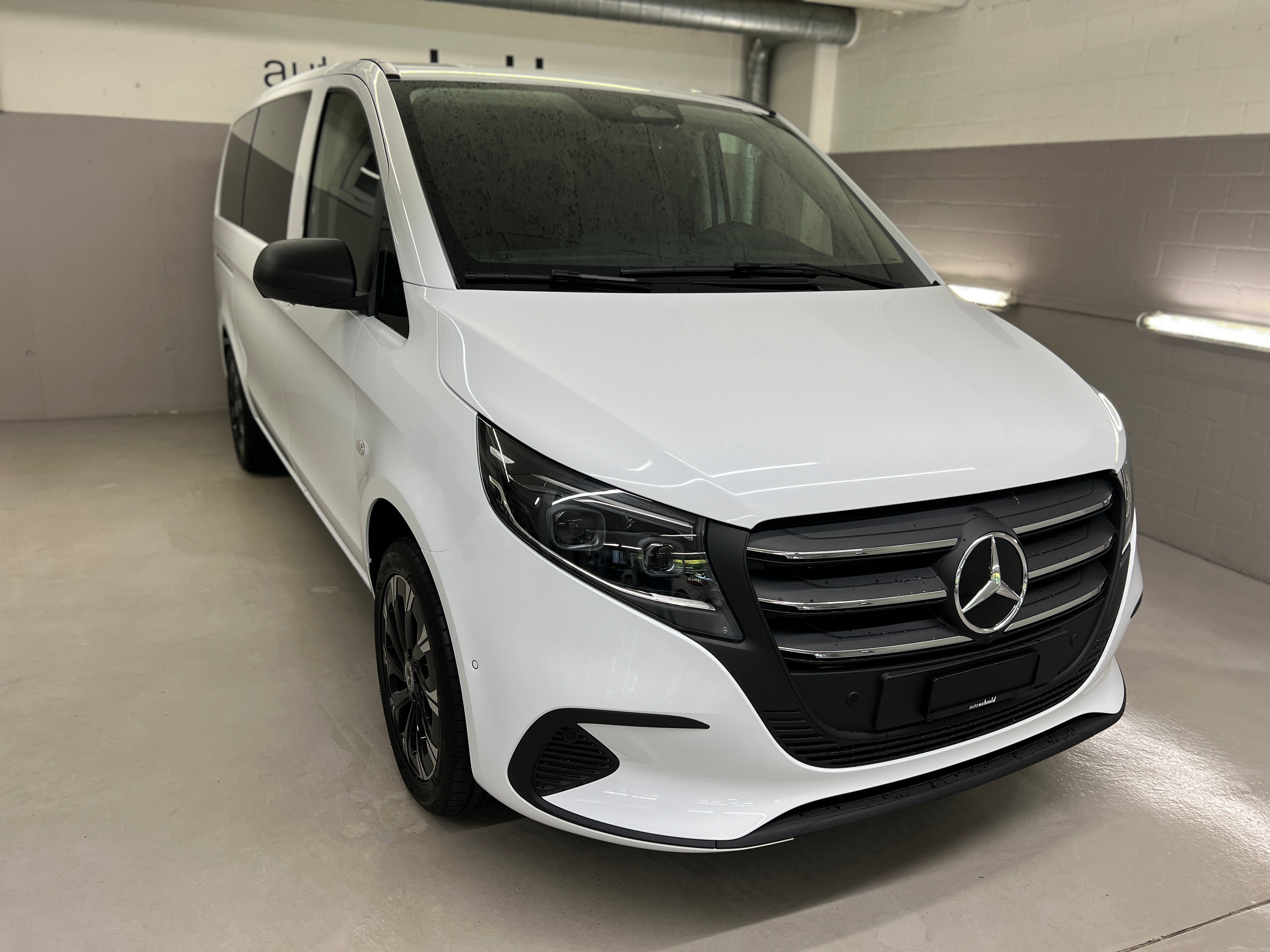 MERCEDES-BENZ Vito 116 CDI 4MATIC KB TOURER SELECT FAMILY 3200mm L