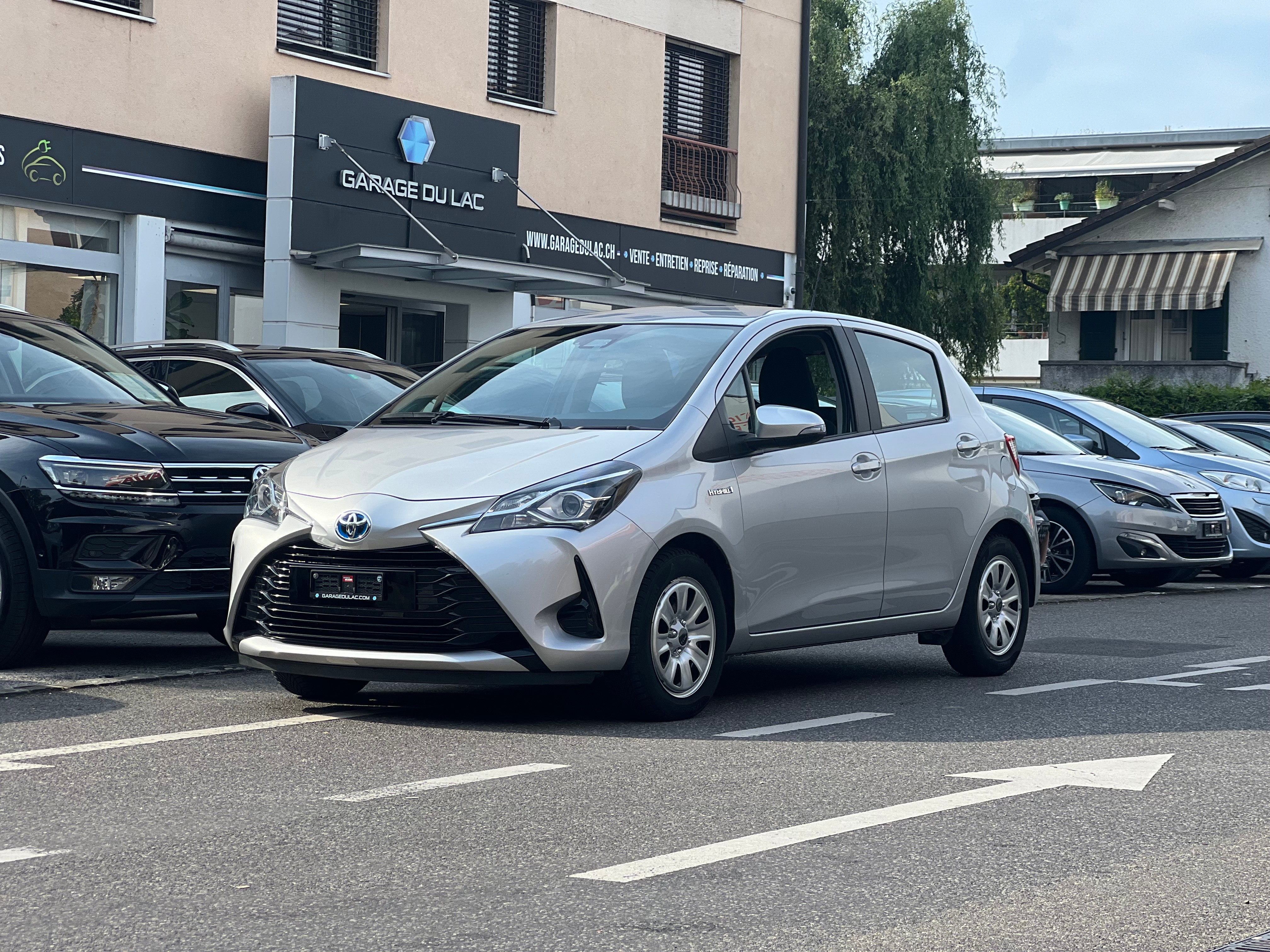 TOYOTA Yaris 1.5 VVT-i Hybrid Comfort e-CVT