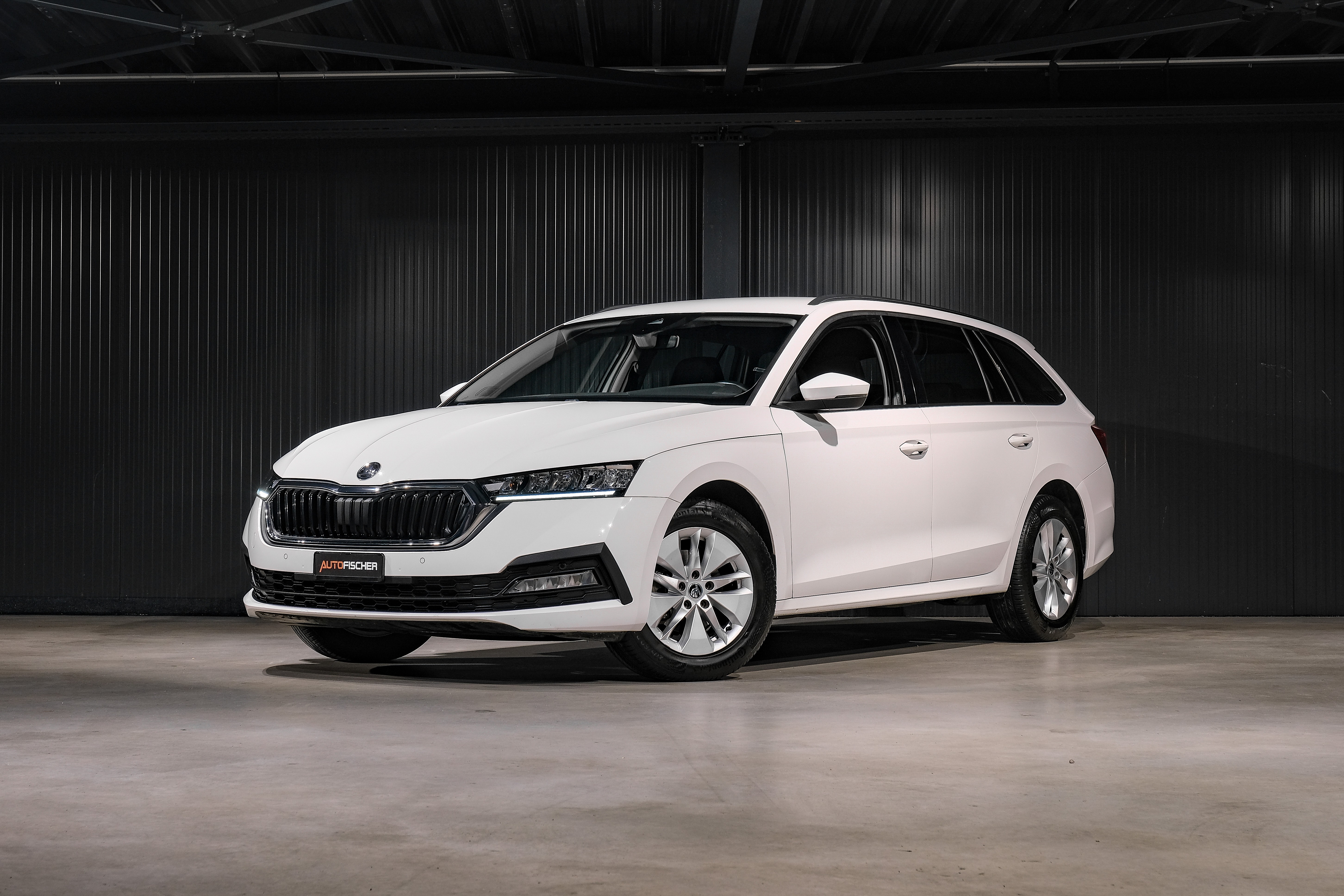 SKODA Octavia Combi 2.0 TDI DSG Ambition