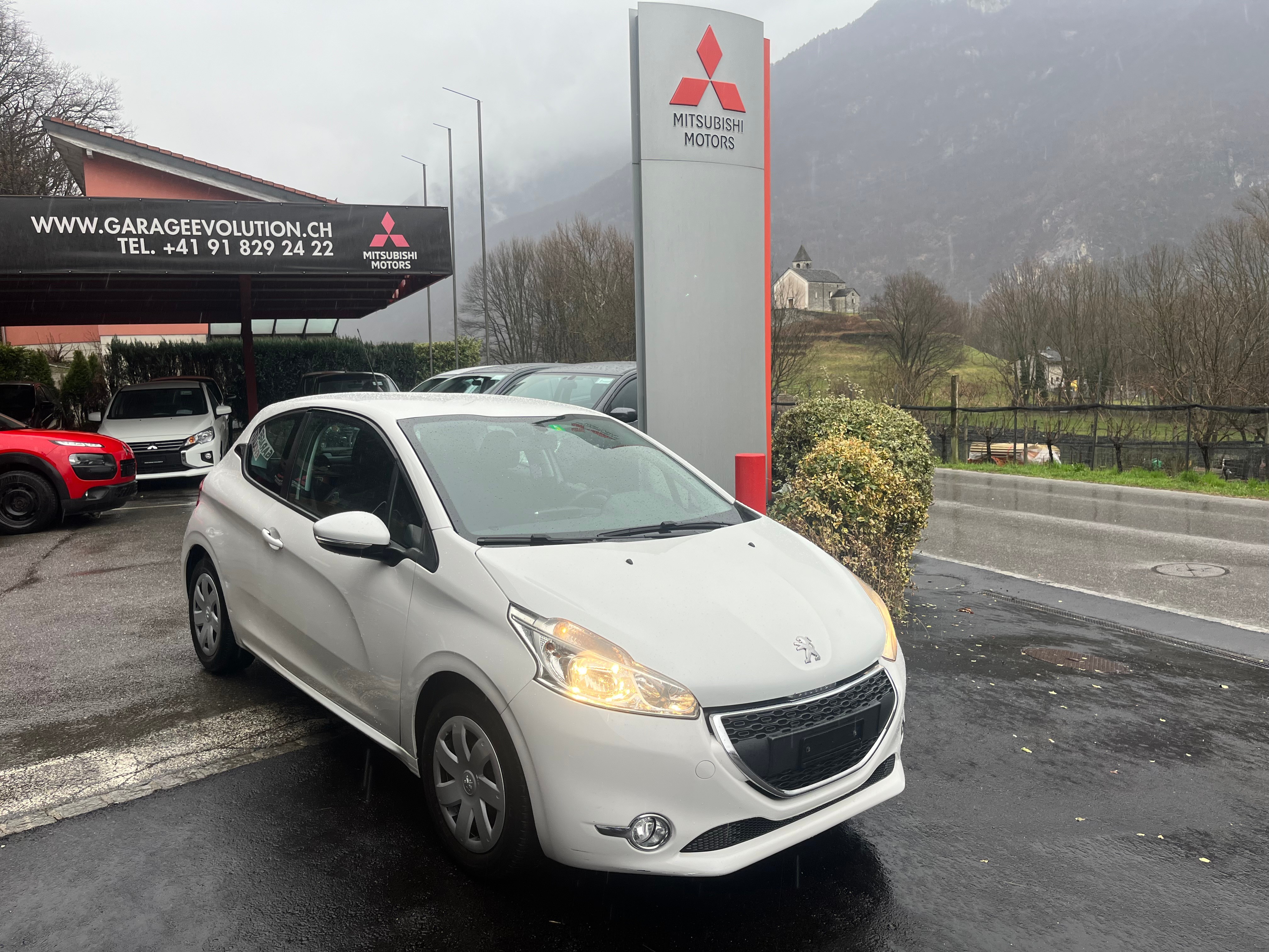 PEUGEOT 208 1.2 VTI Active