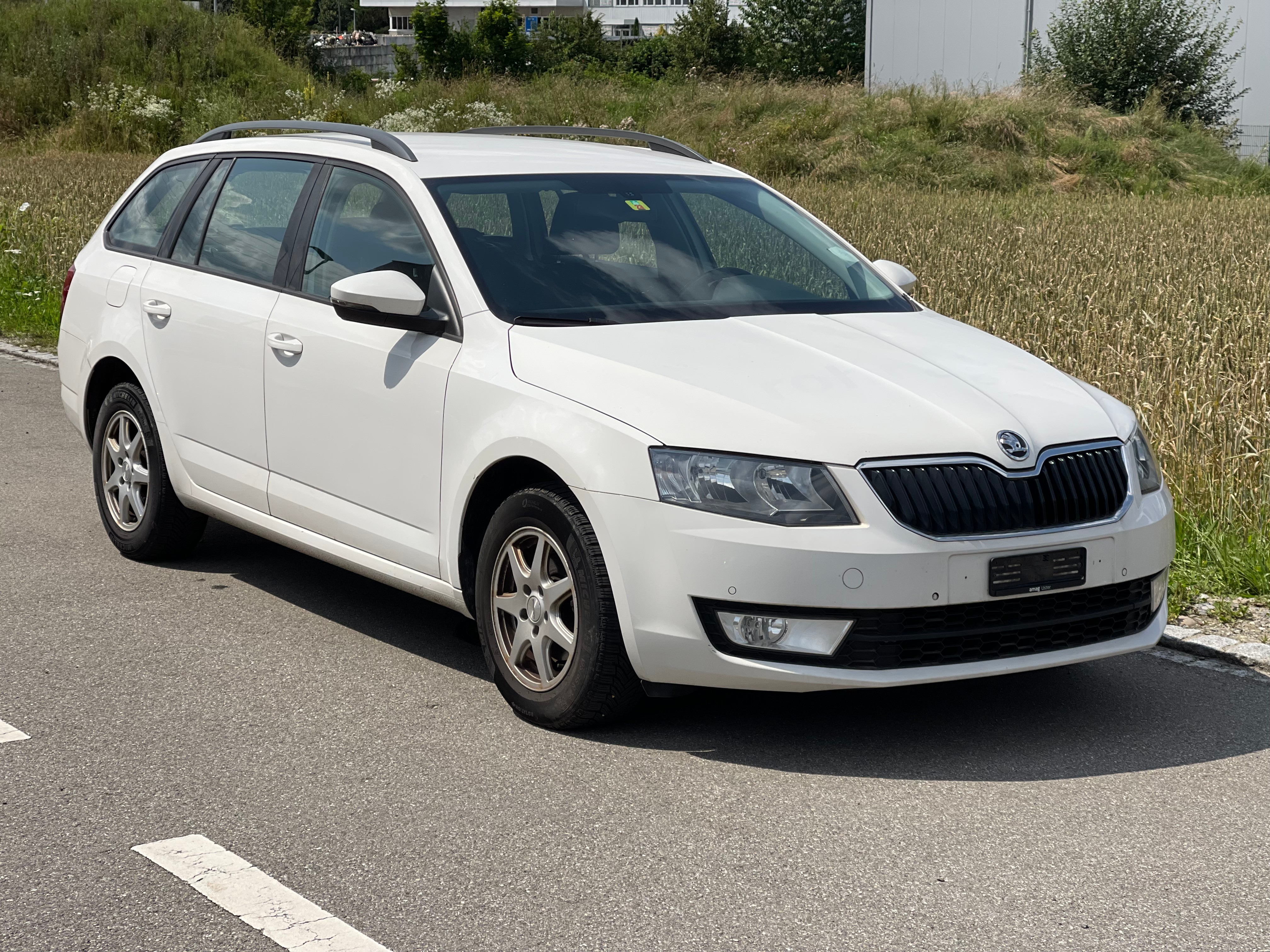 SKODA Octavia Combi 1.6 TDI Ambition DSG