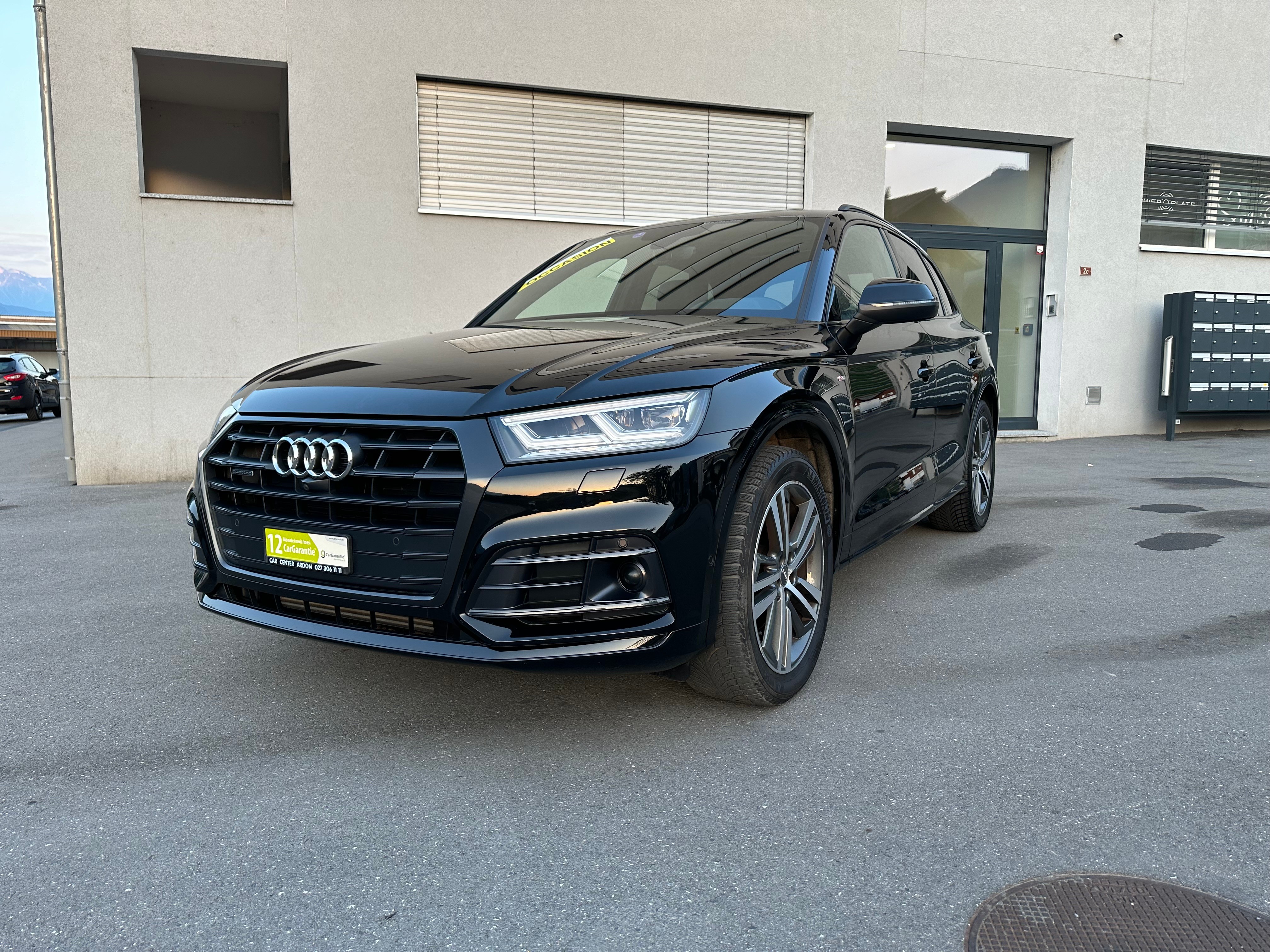 AUDI Q5 2.0 TFSI sport quattro S-tronic