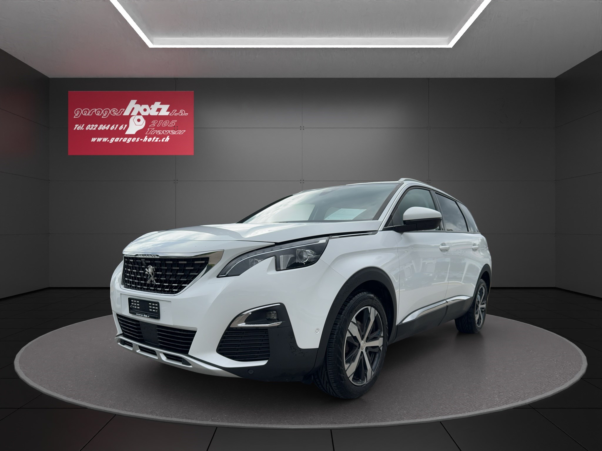 PEUGEOT 5008 1.2PureTech Allure