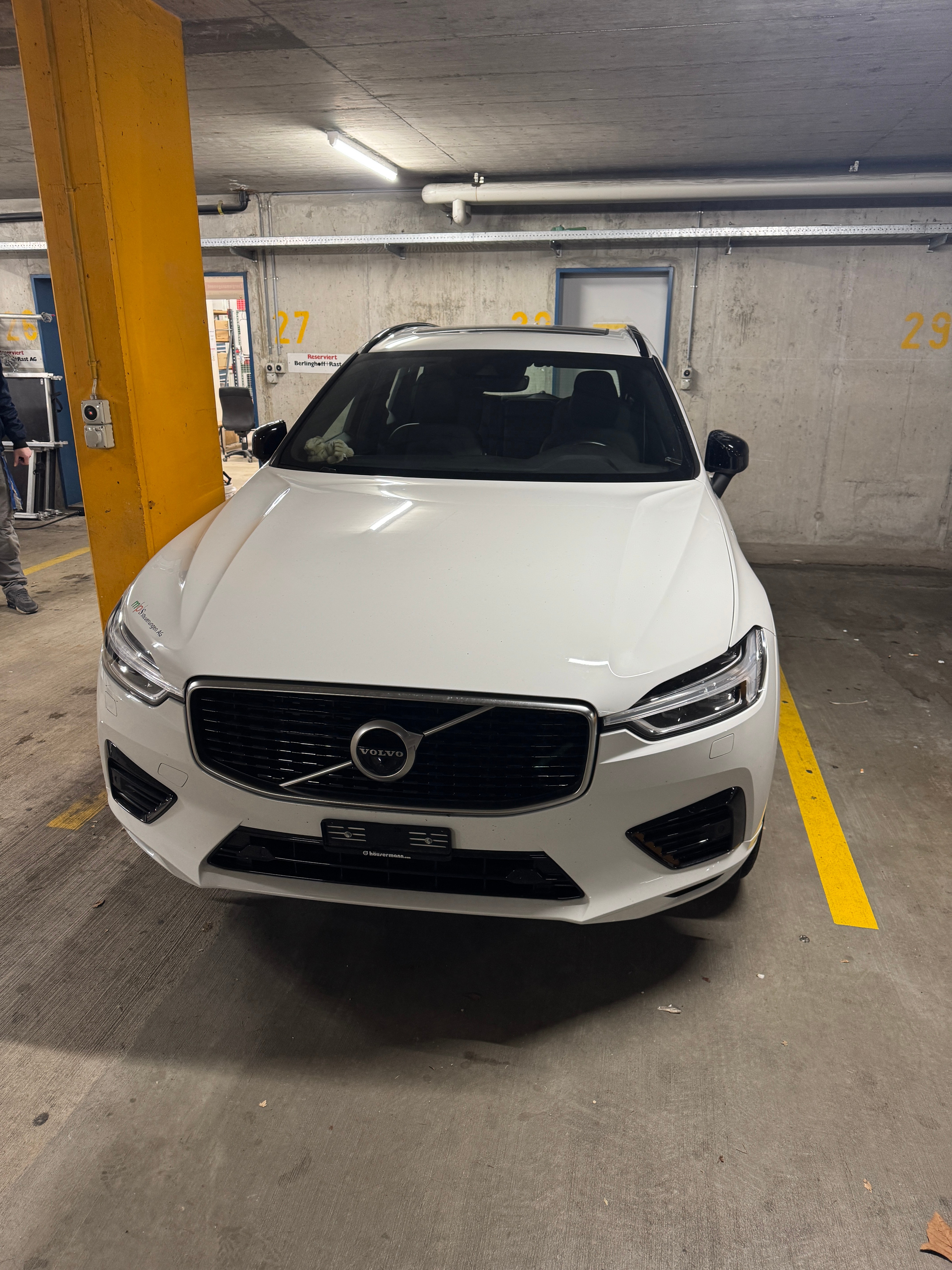 VOLVO XC60 T8 eAWD R-Design Geartronic