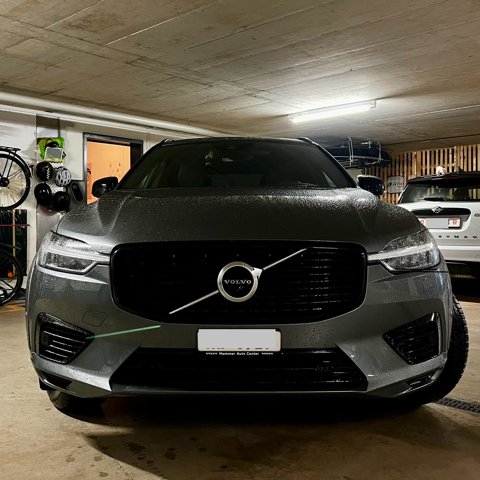 VOLVO XC60 T8 eAWD R-Design Geartronic