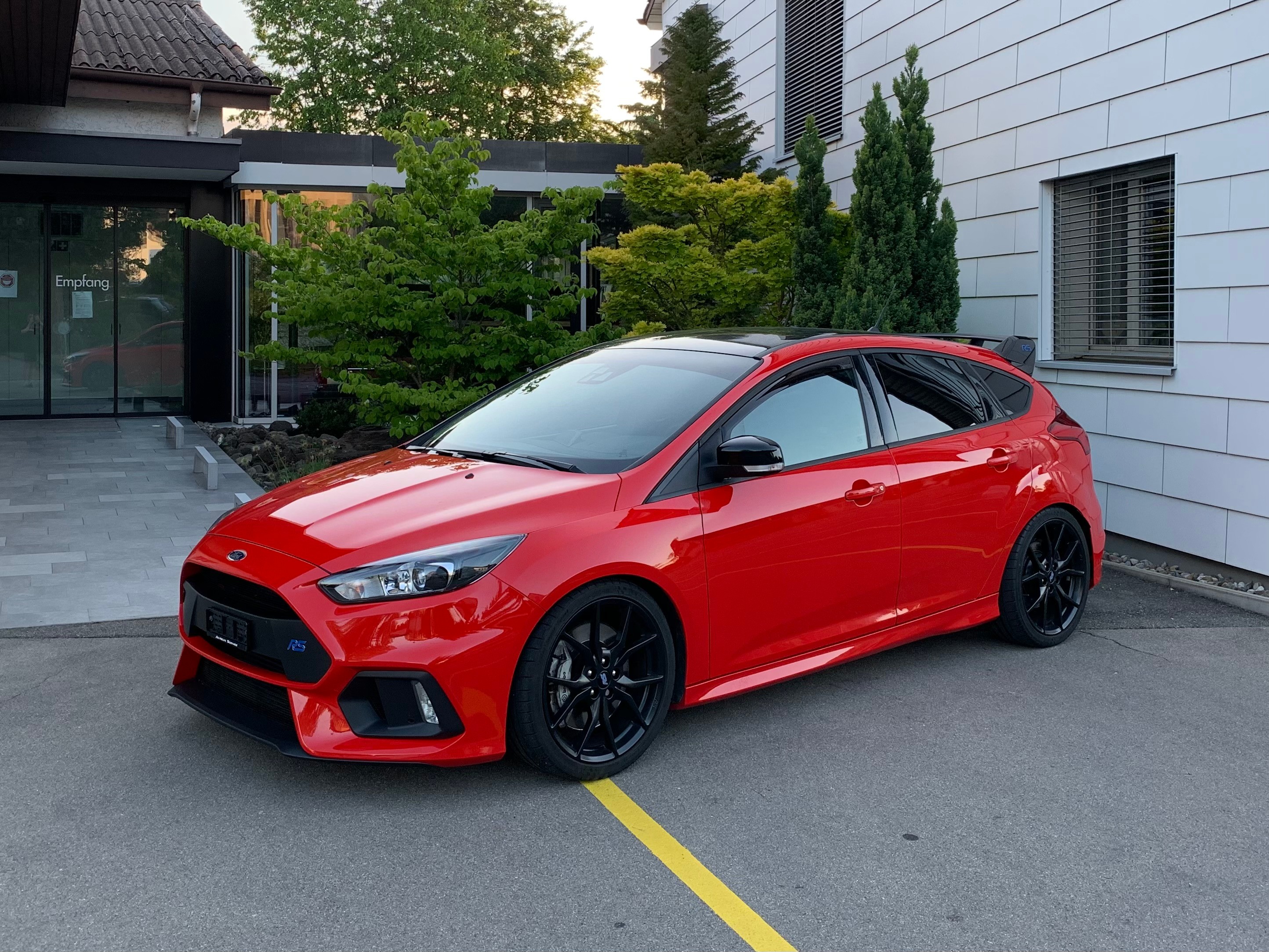 FORD Focus 2.3 EcoBoost RS+ Race Red Edition AWD *Limitiert*nur 90 Stk.*Garantie*