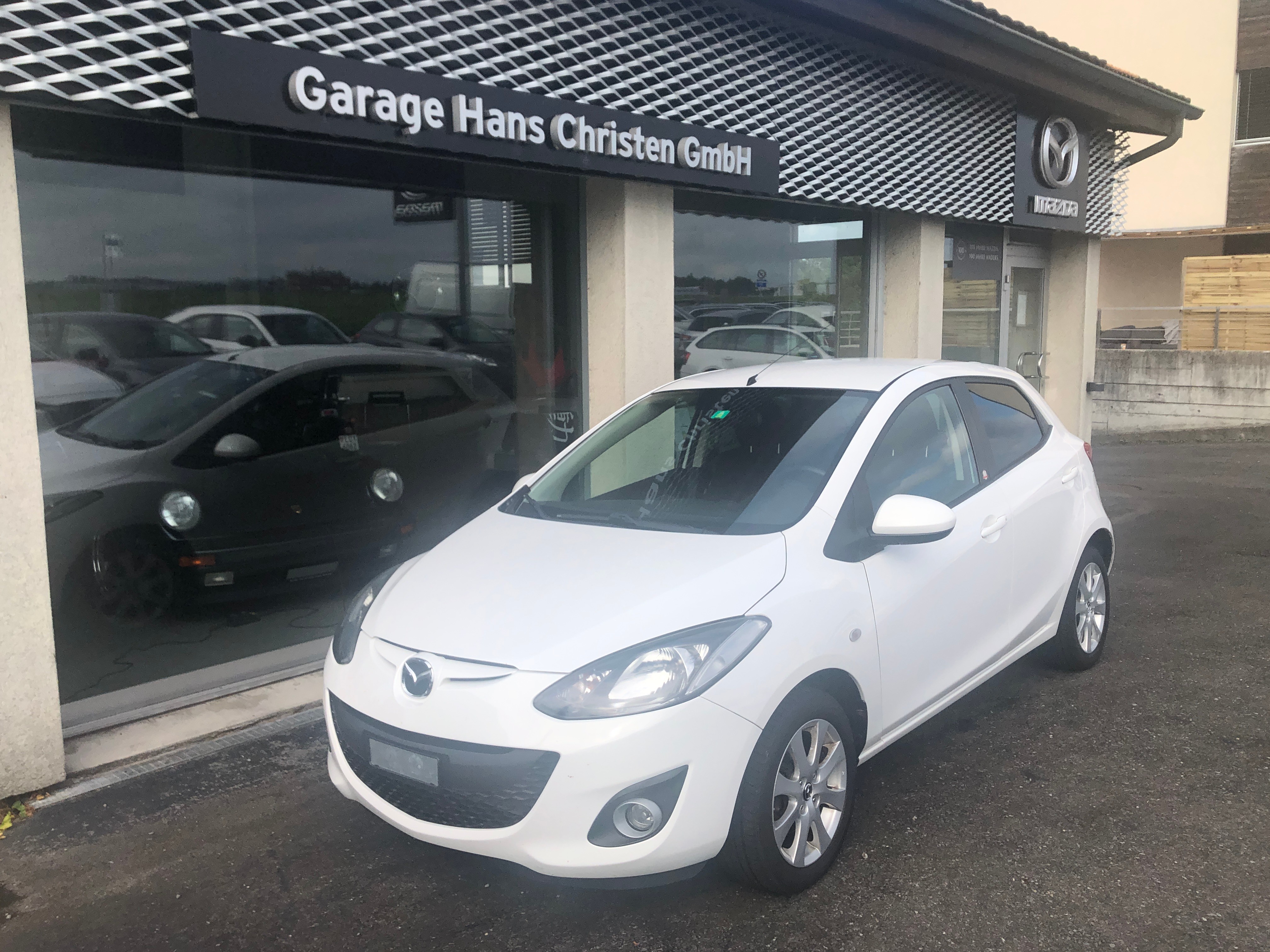 MAZDA 2 1.3i 16V Voila ma Suisse Edition+