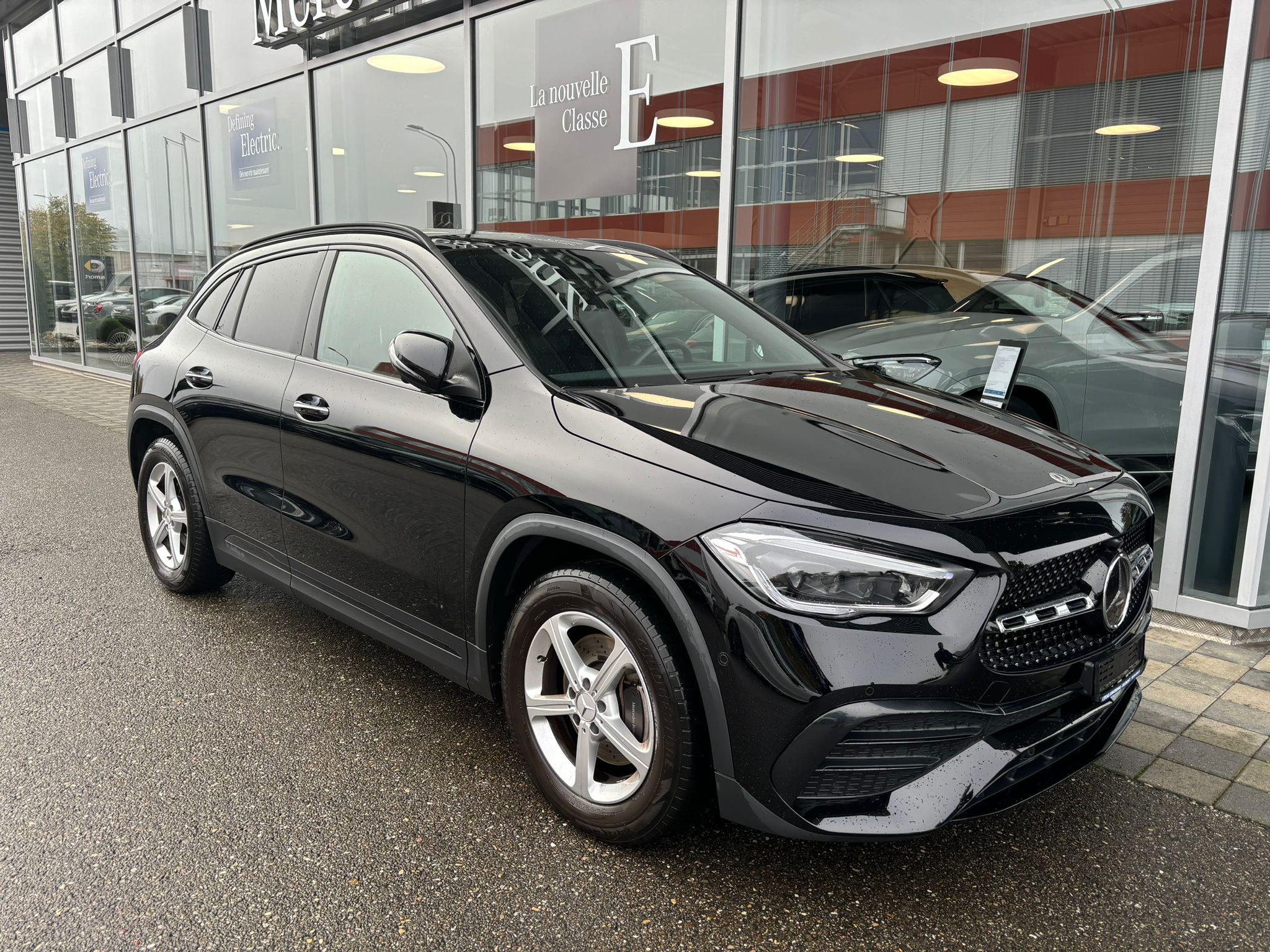 MERCEDES-BENZ GLA 220d 4Matic AMG Line 8G-DCT