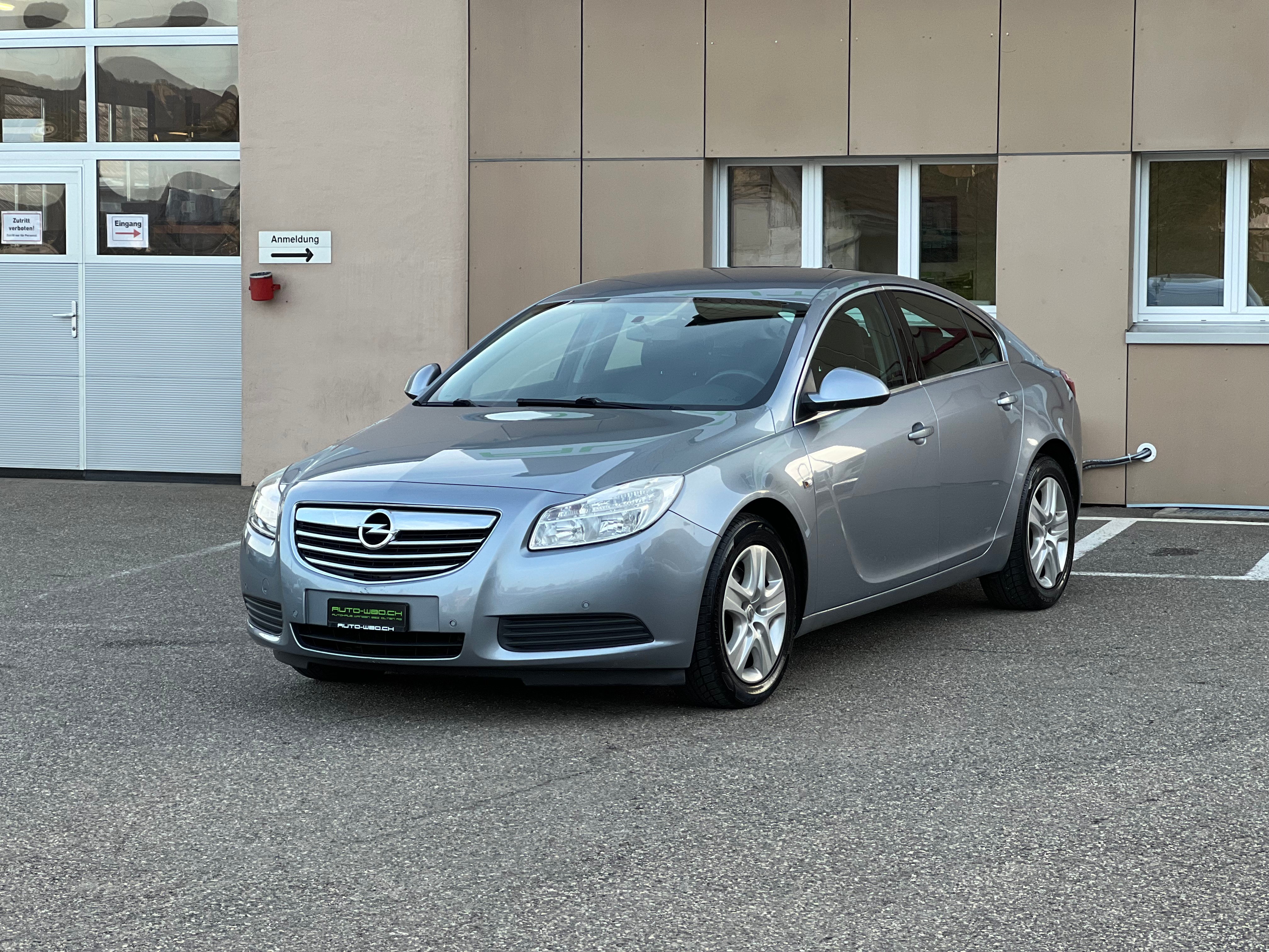 OPEL Insignia 2.0 Turbo Edition