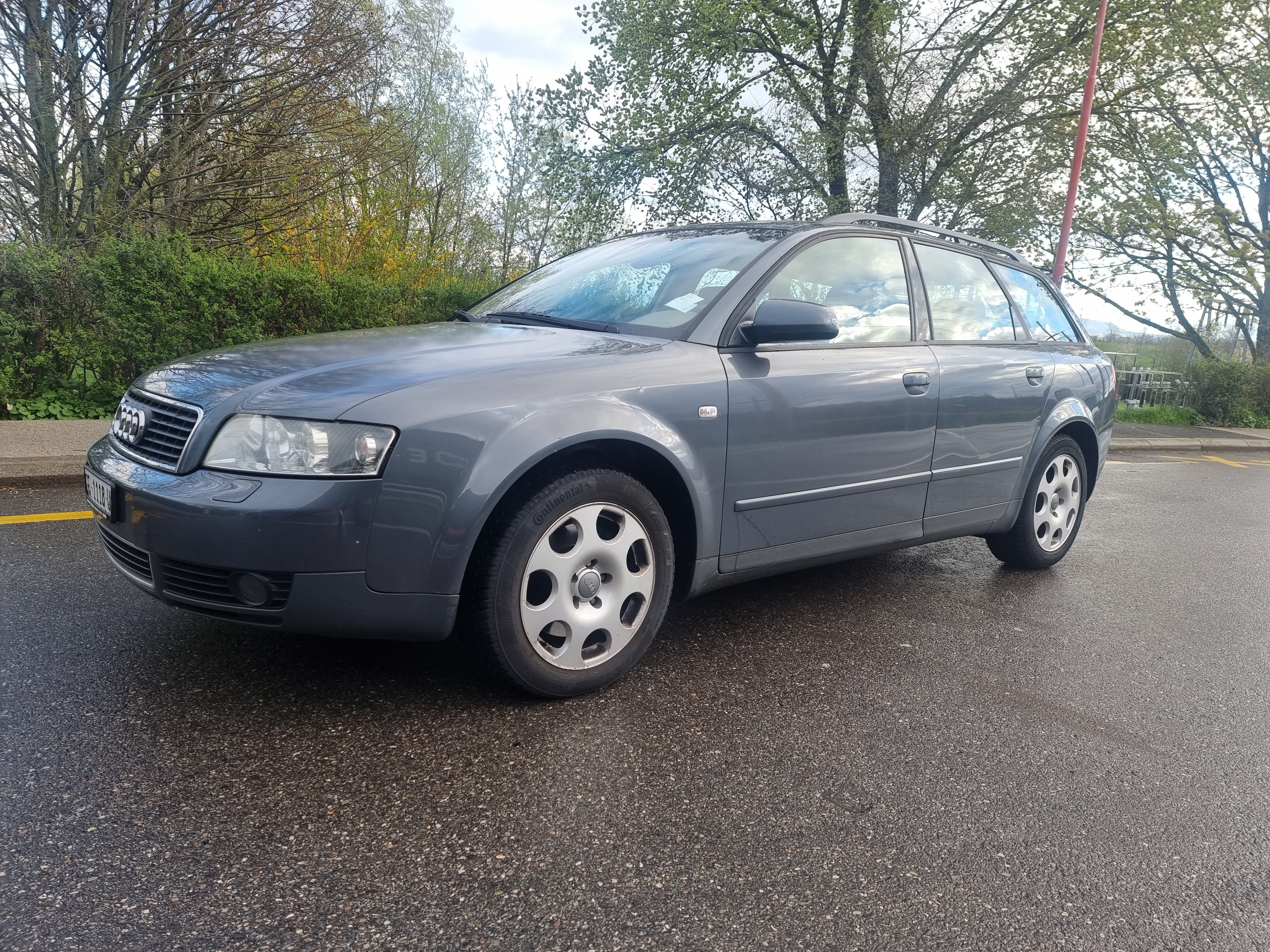 AUDI A4 2.4i