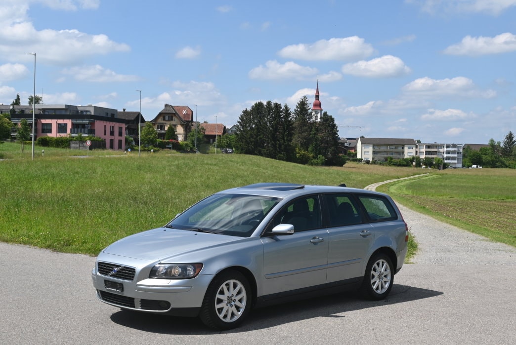 VOLVO V50 T5 Kinetic