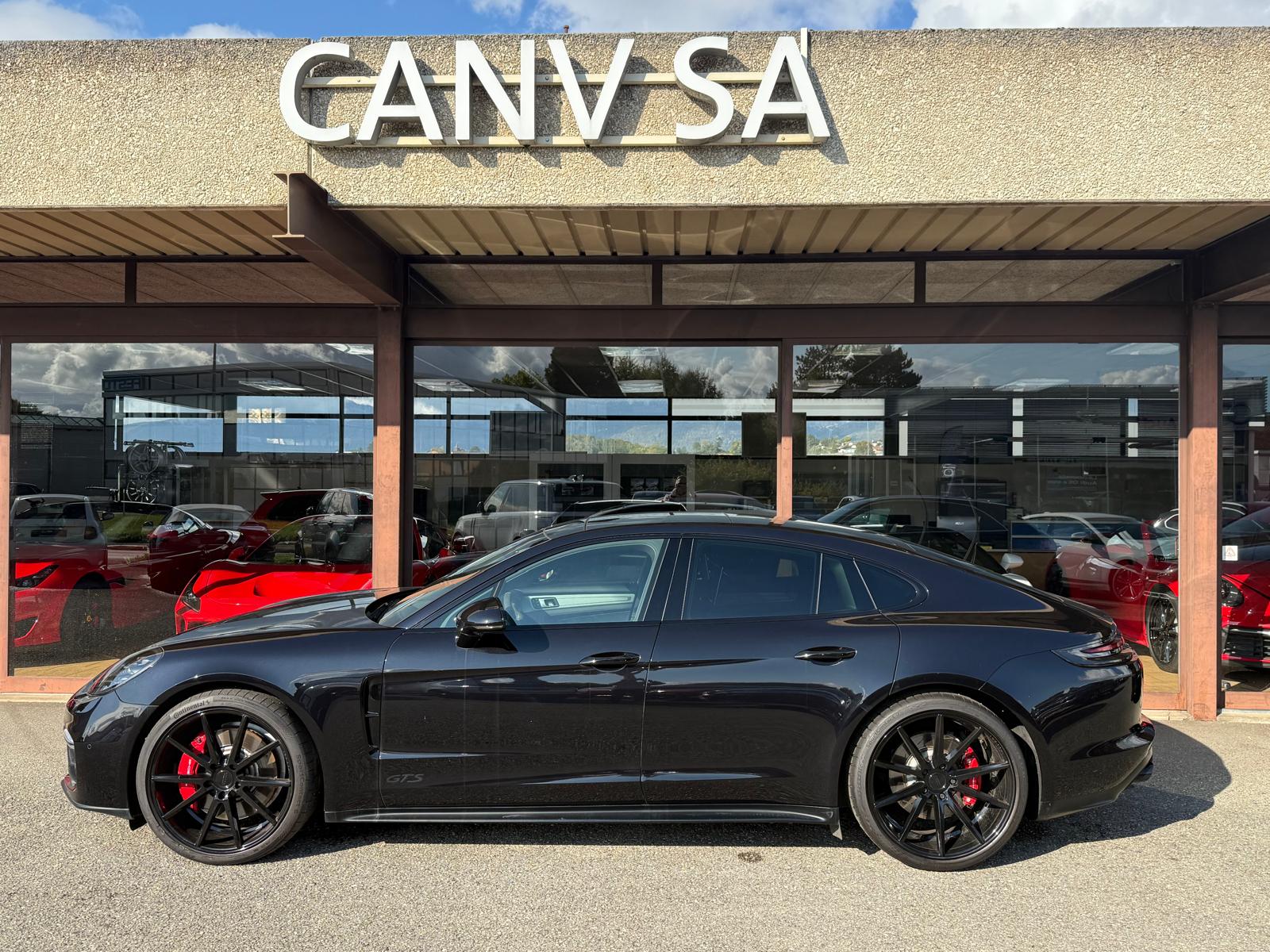 PORSCHE Panamera GTS PDK