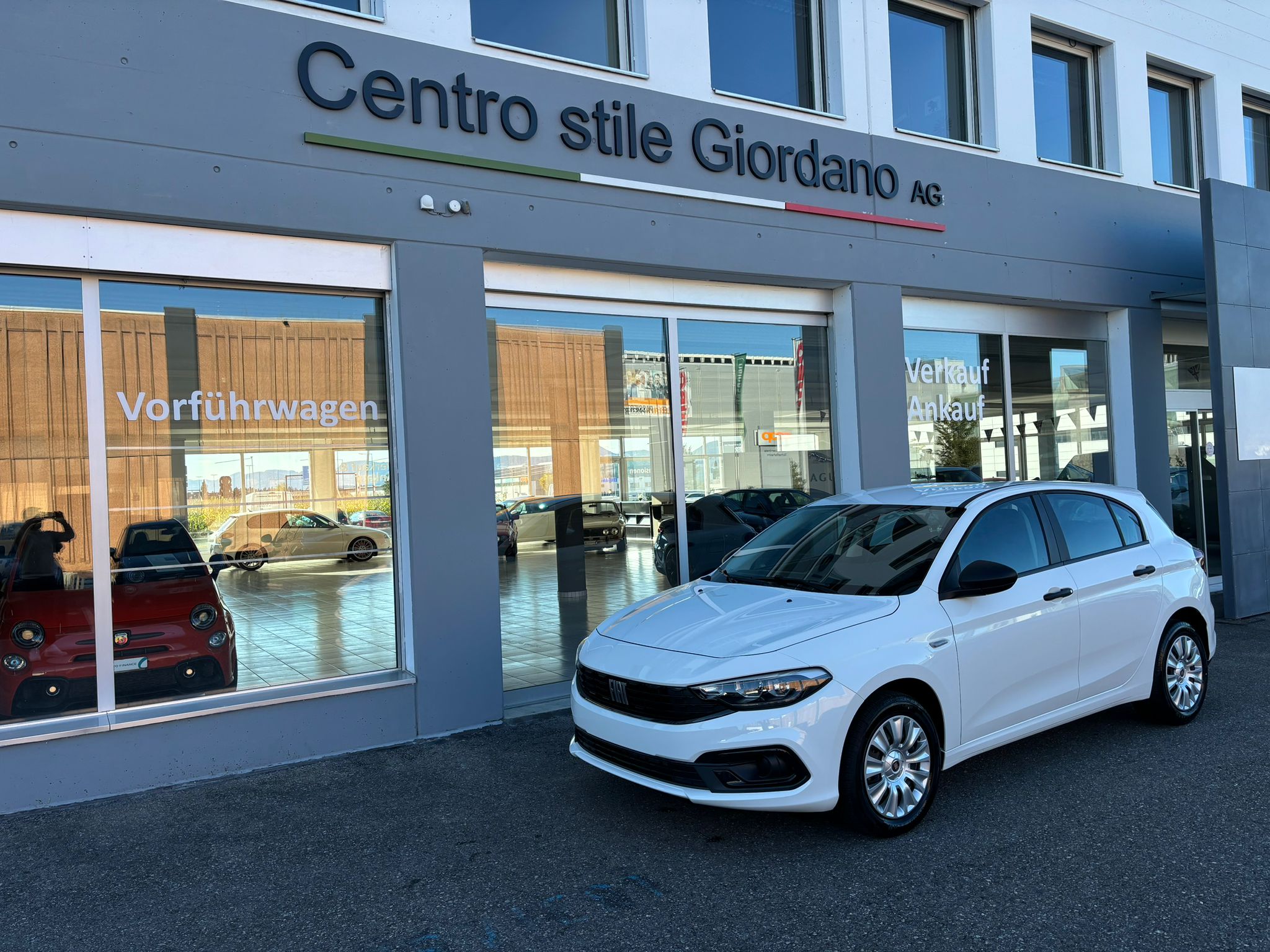 FIAT Tipo Hybrid 1.5 Cult (Hatchback)