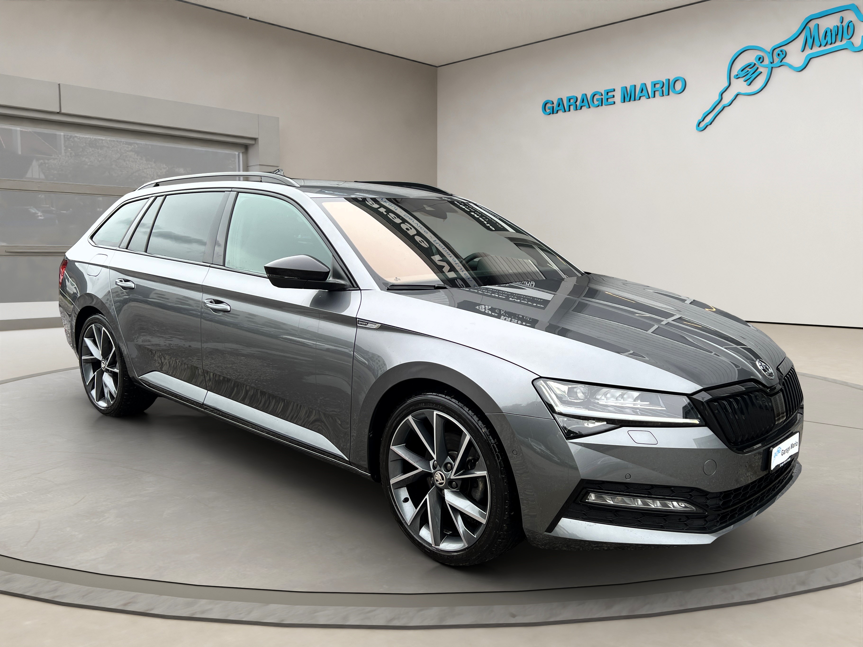 SKODA Superb Combi 2.0 TDi SportLine 4x4 DSG