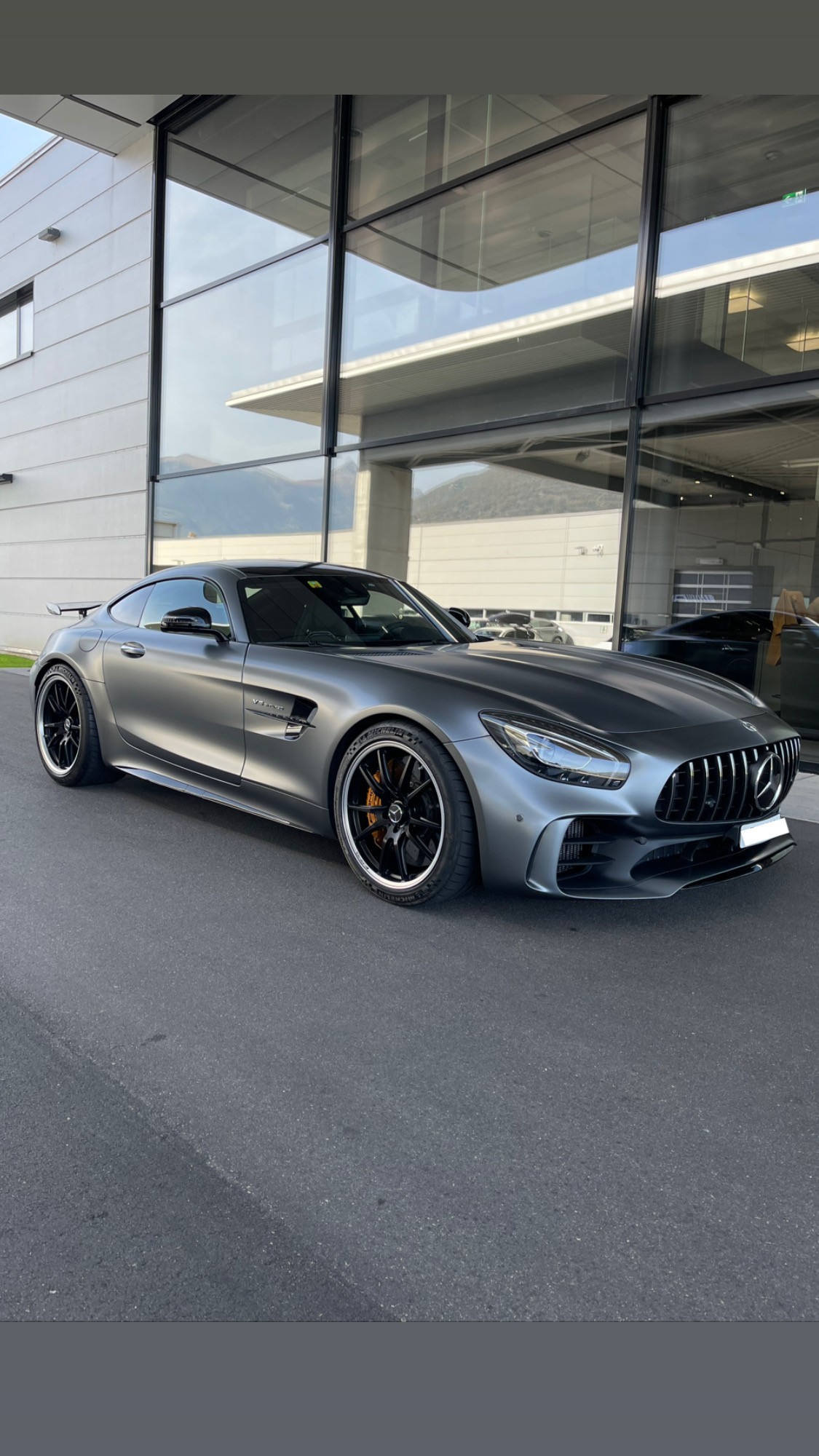 MERCEDES-BENZ AMG GT R Speedshift DCT