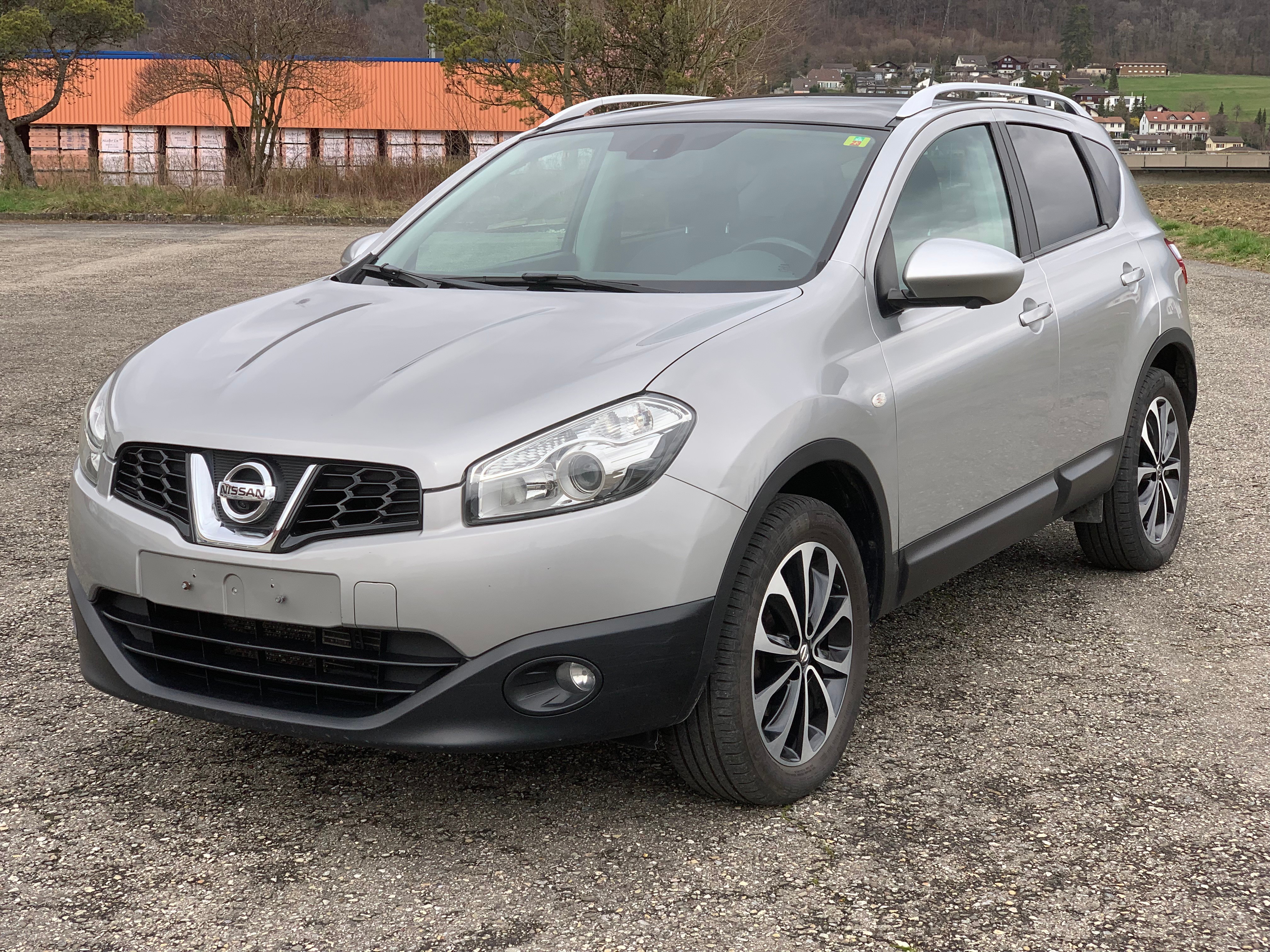 NISSAN Qashqai 2.0 4WD 360 XTronic CVT