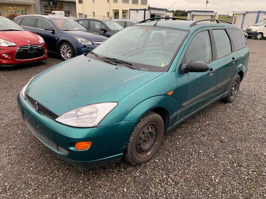 FORD Focus 1.6i 16V Ghia