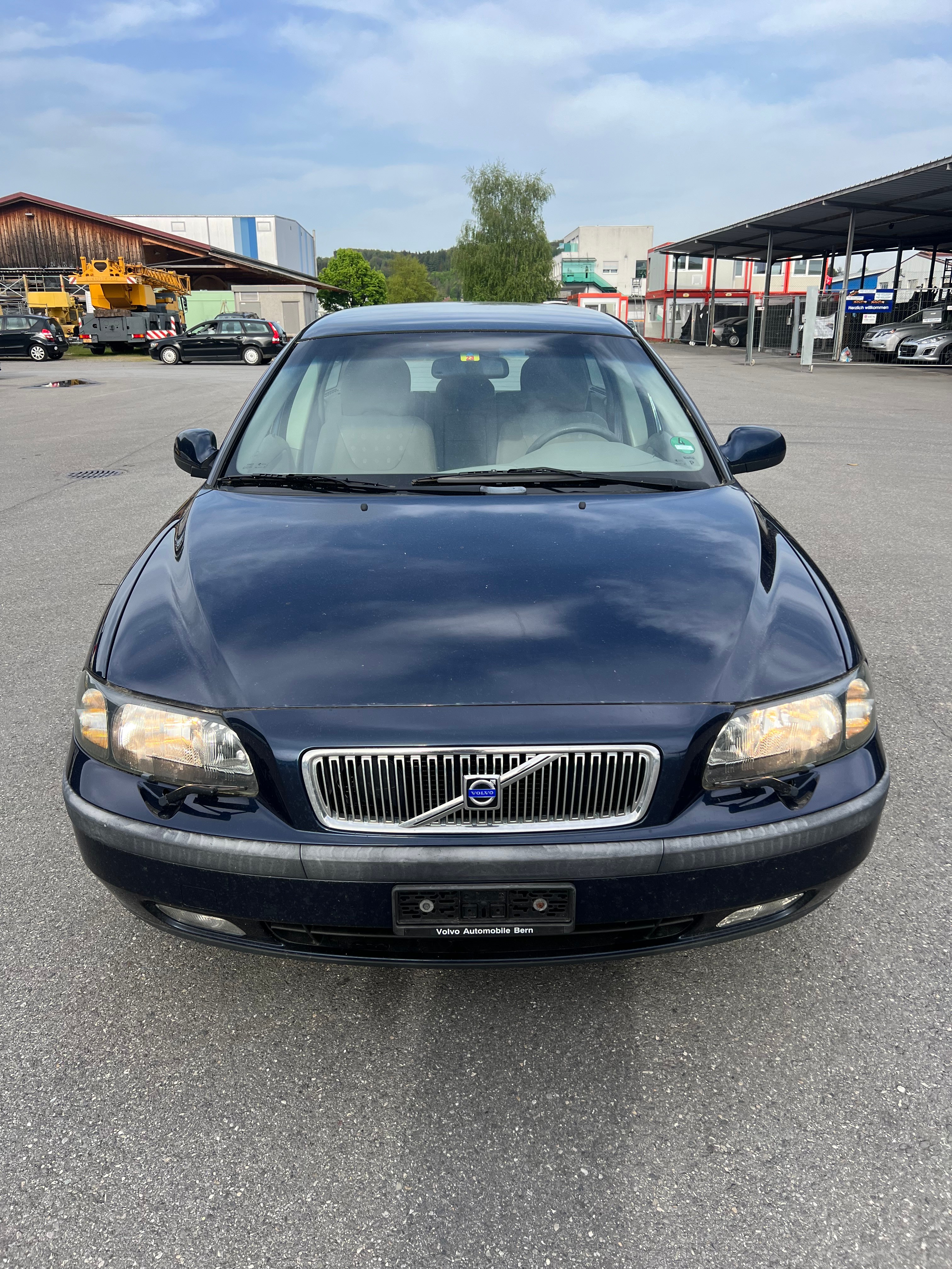 VOLVO V70 2.4