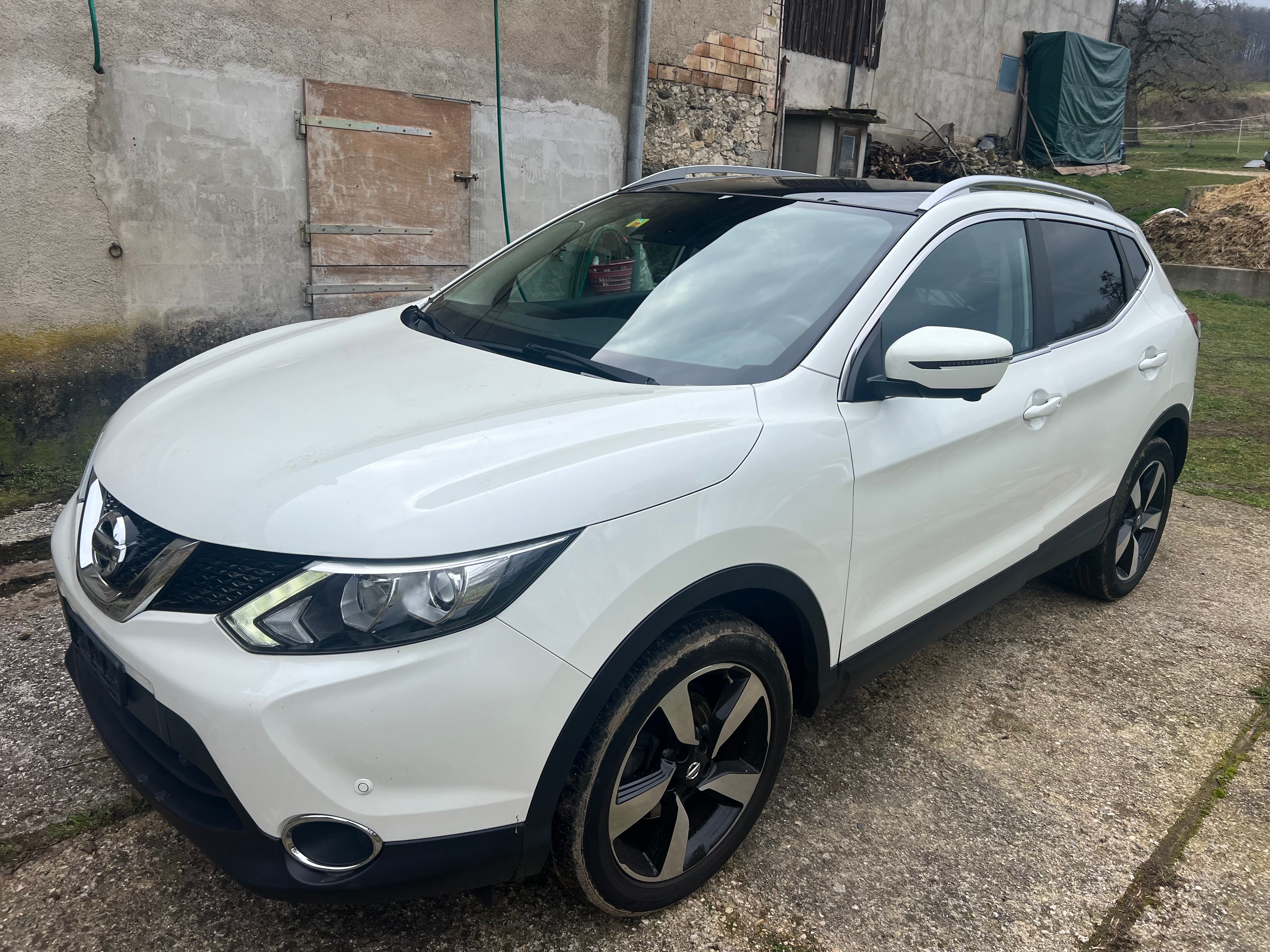 NISSAN Qashqai 1.2 DIG-T 360° Xtronic CVT