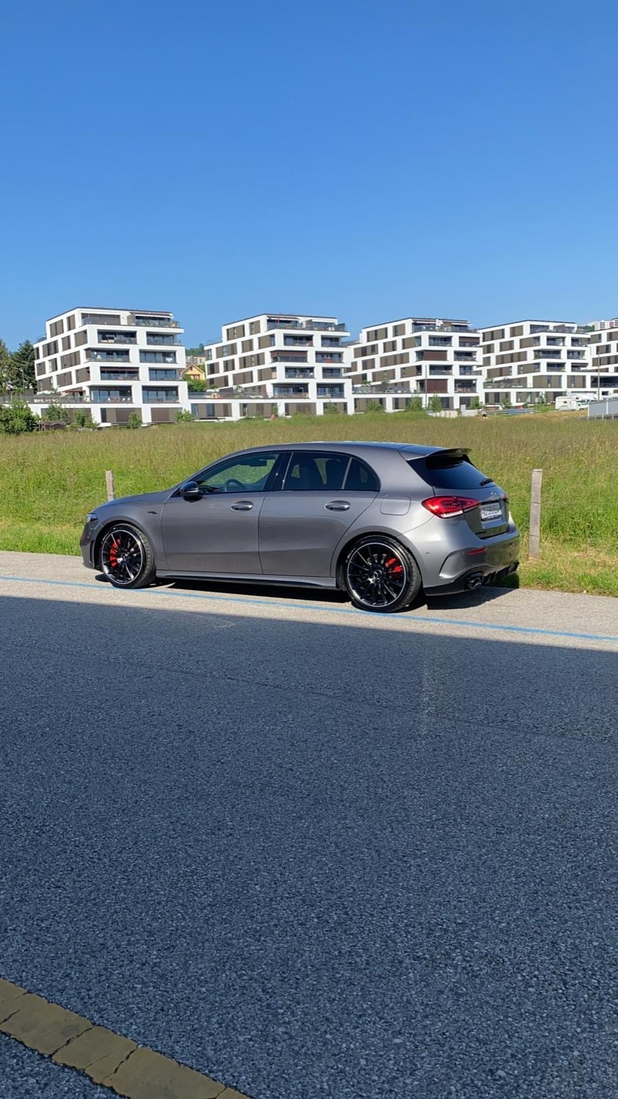 MERCEDES-BENZ A 35 AMG