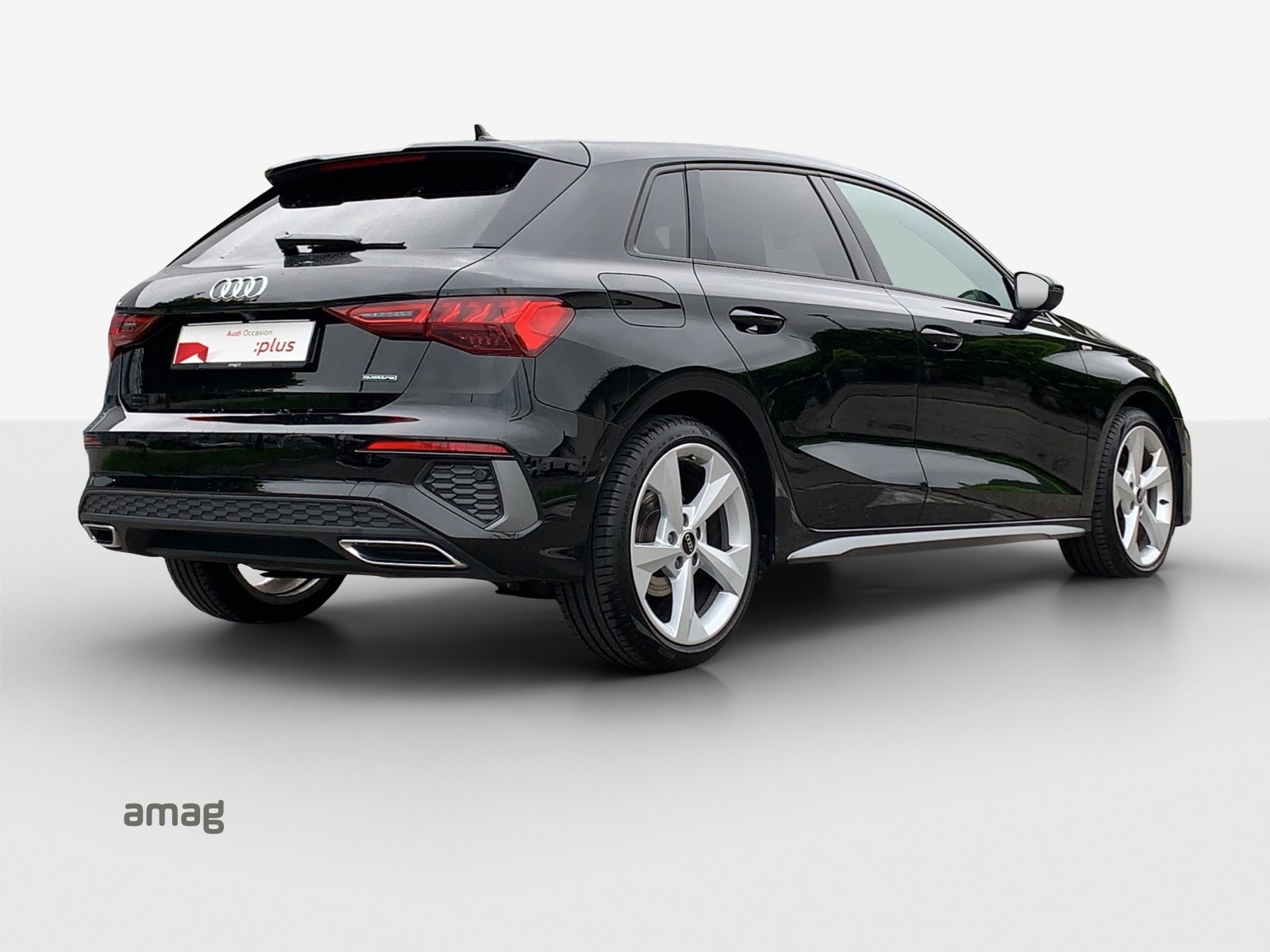 AUDI A3 Sportback 40 TFSI S line quattro