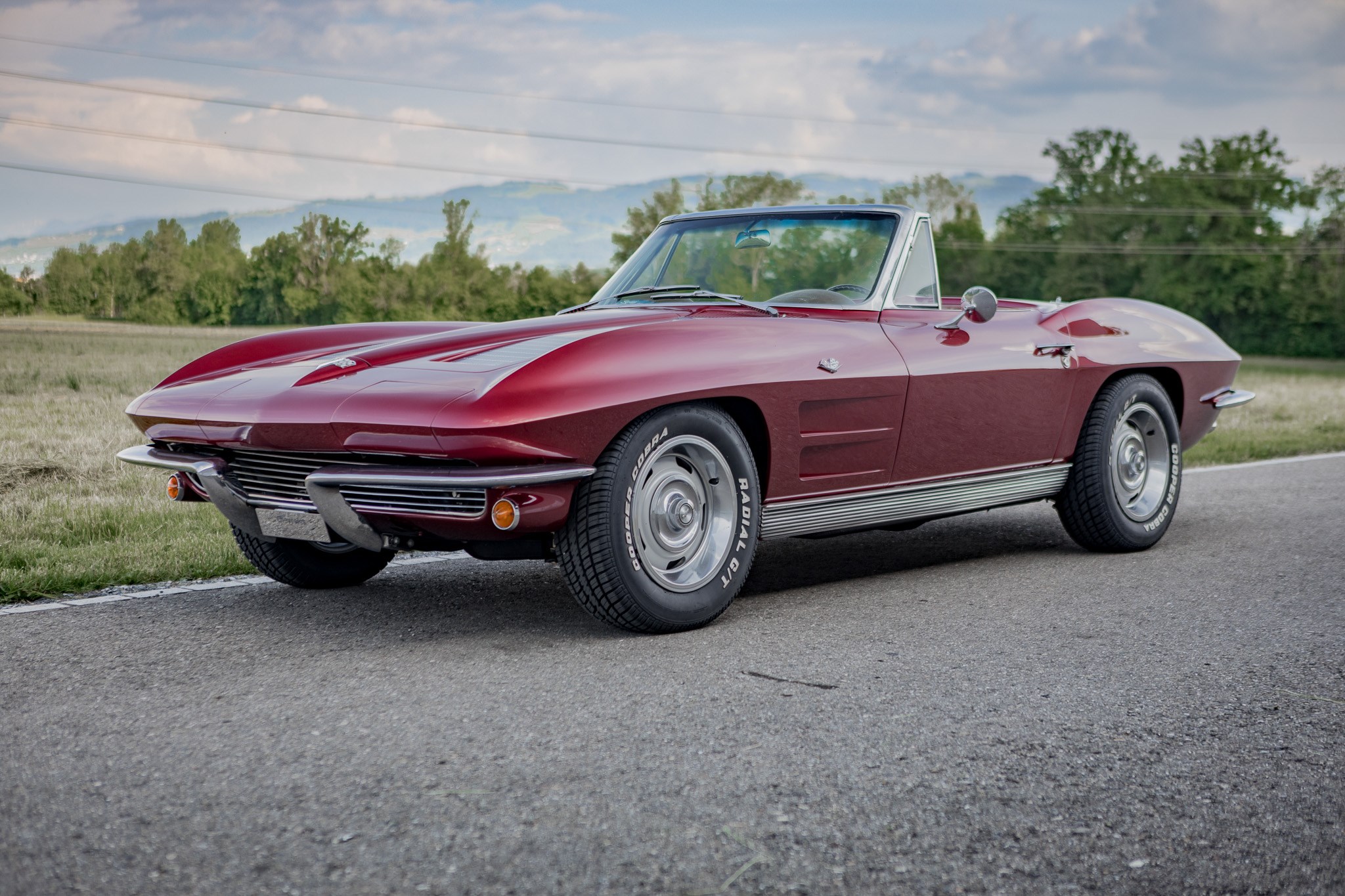 CHEVROLET CORVETTE C2