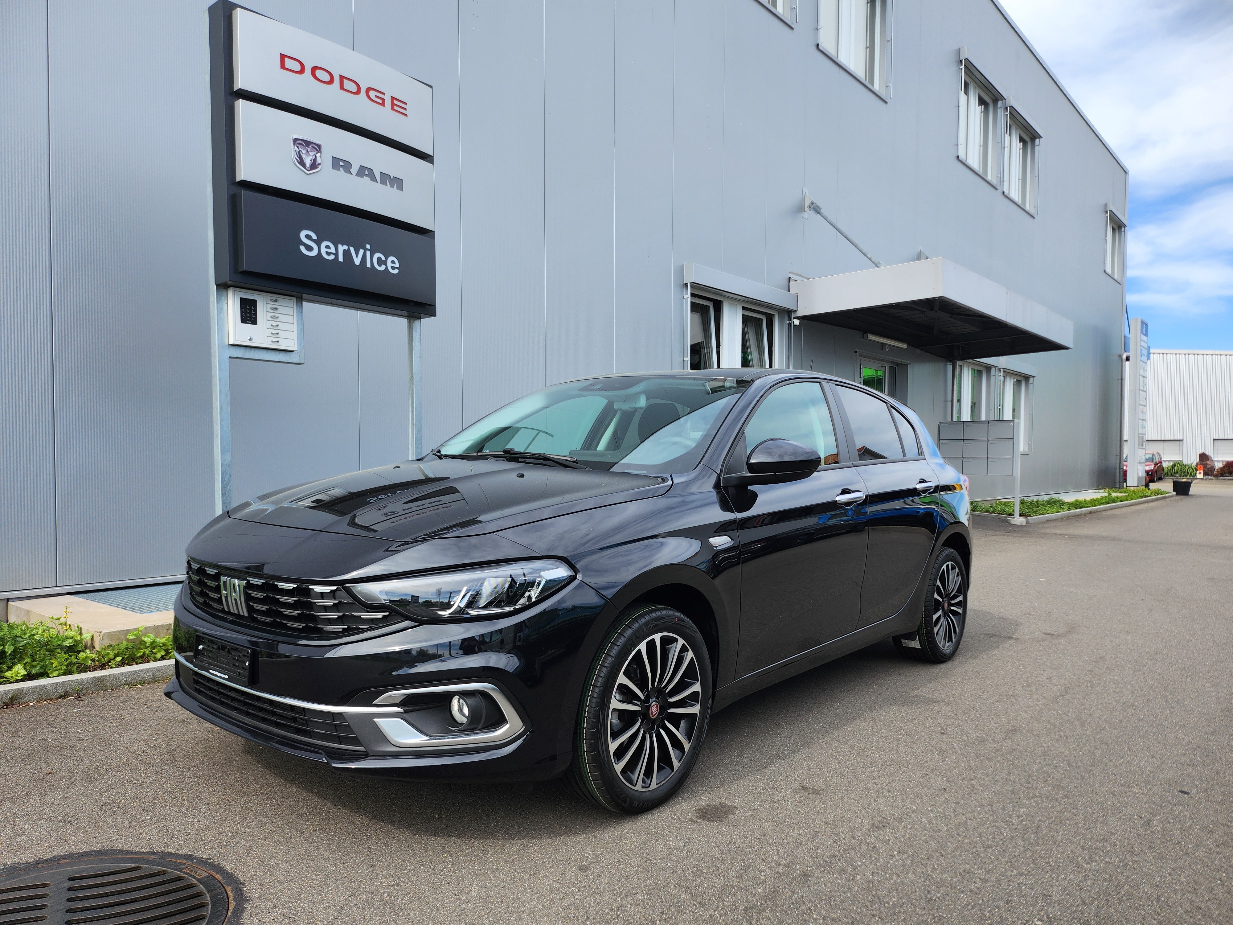 FIAT Tipo Hybrid 1.5 Swiss Edition