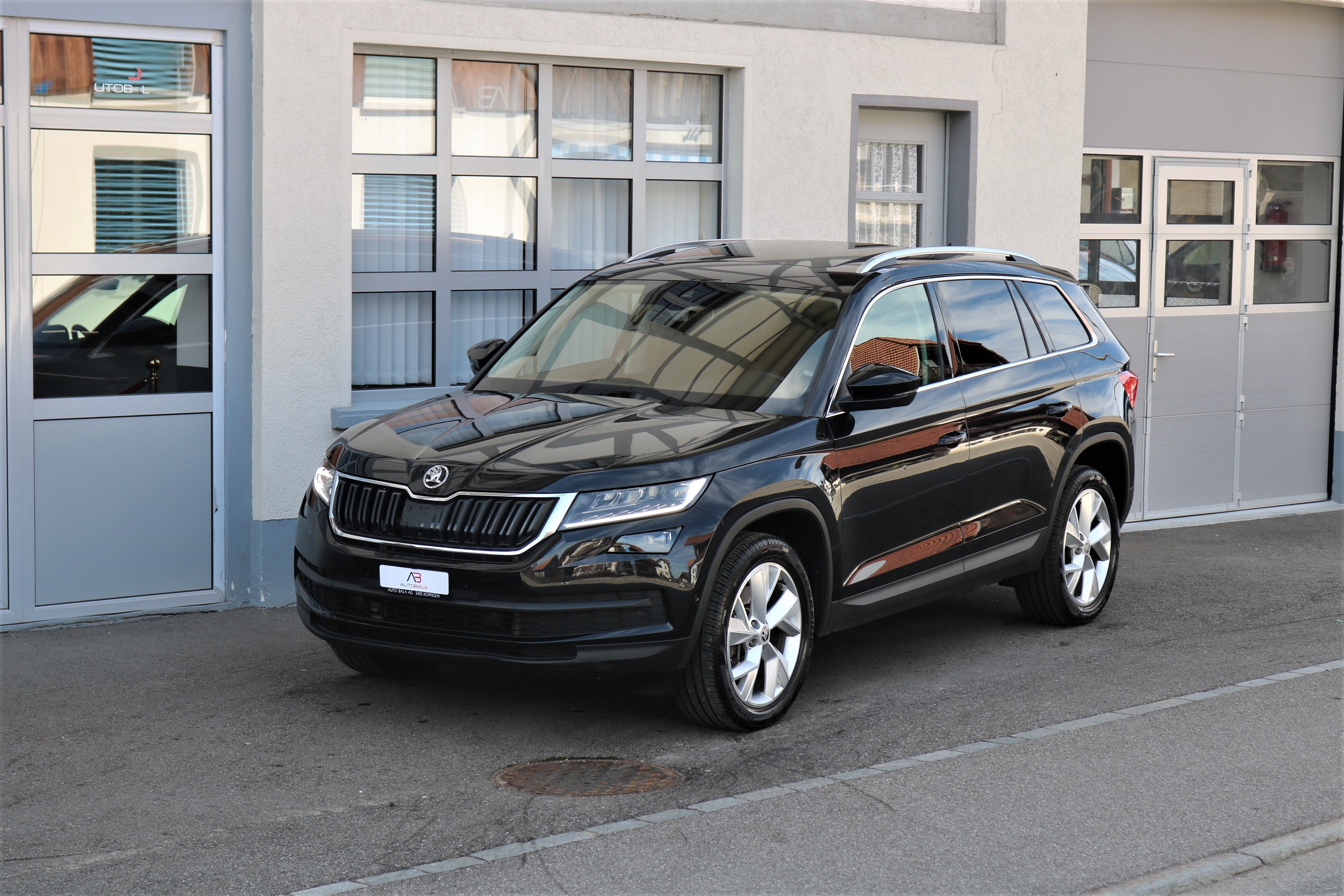 SKODA Kodiaq 2.0 TDI CR Style 4x4 DSG 7Plätzer + 2'000KG AHK