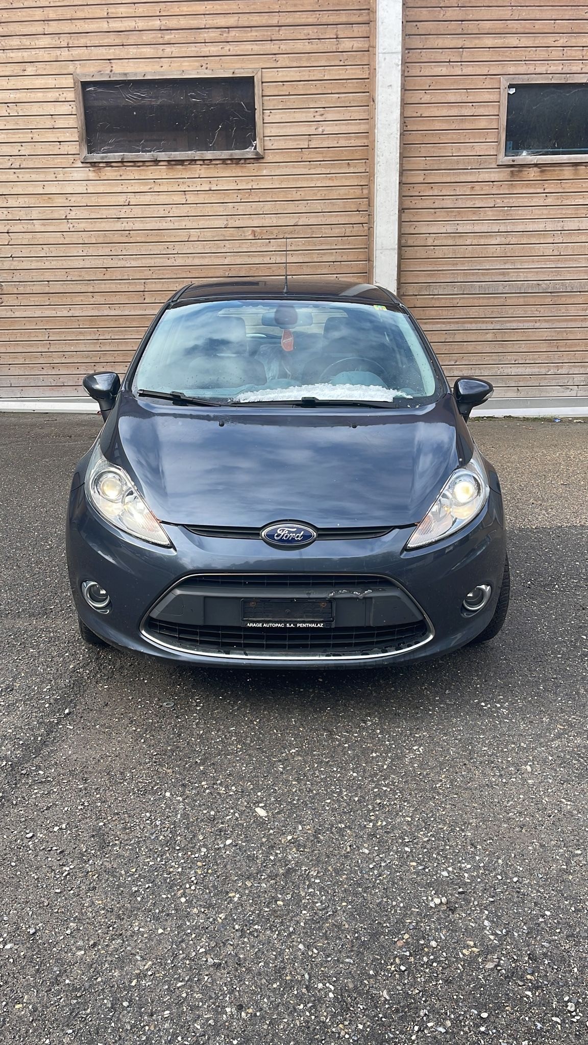 FORD Fiesta 1.4 16V Trend Automatic