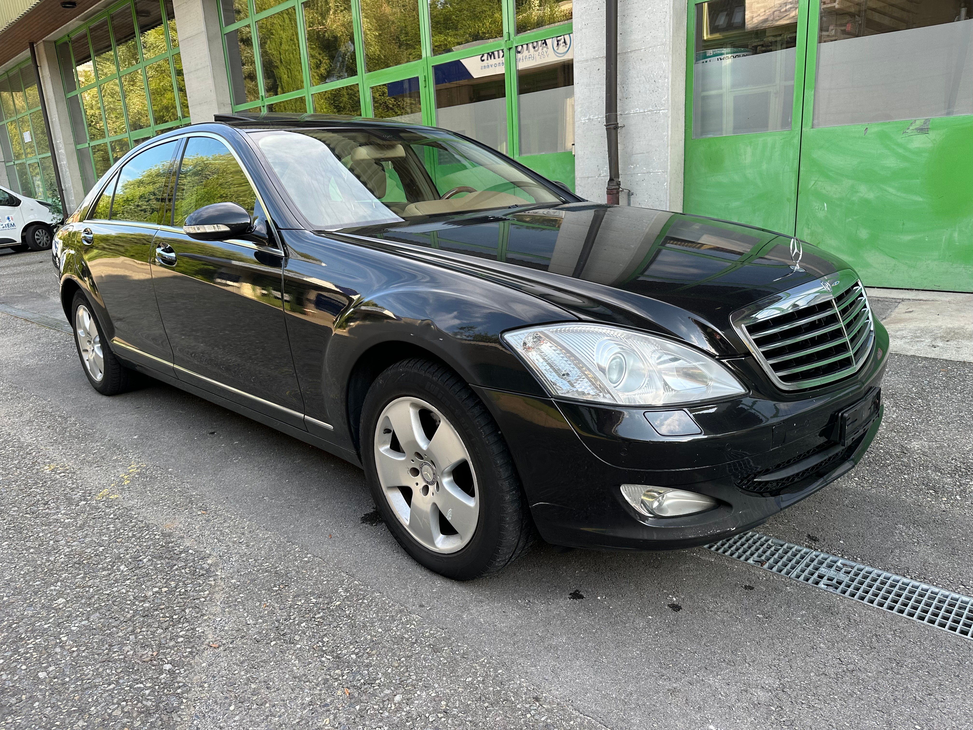 MERCEDES-BENZ S 350 4Matic 7G-Tronic