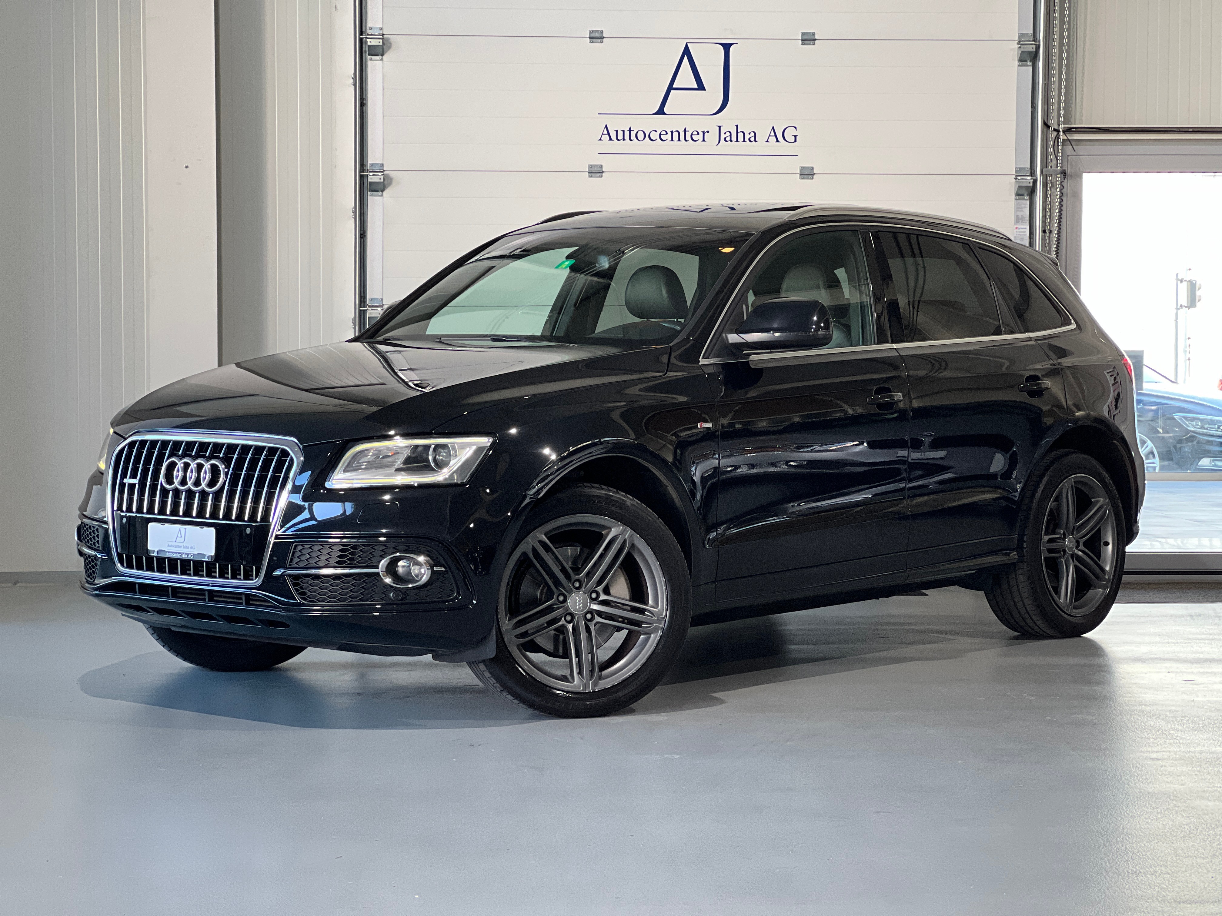 AUDI Q5 3.0 TDI S-Line quattro S-tronic