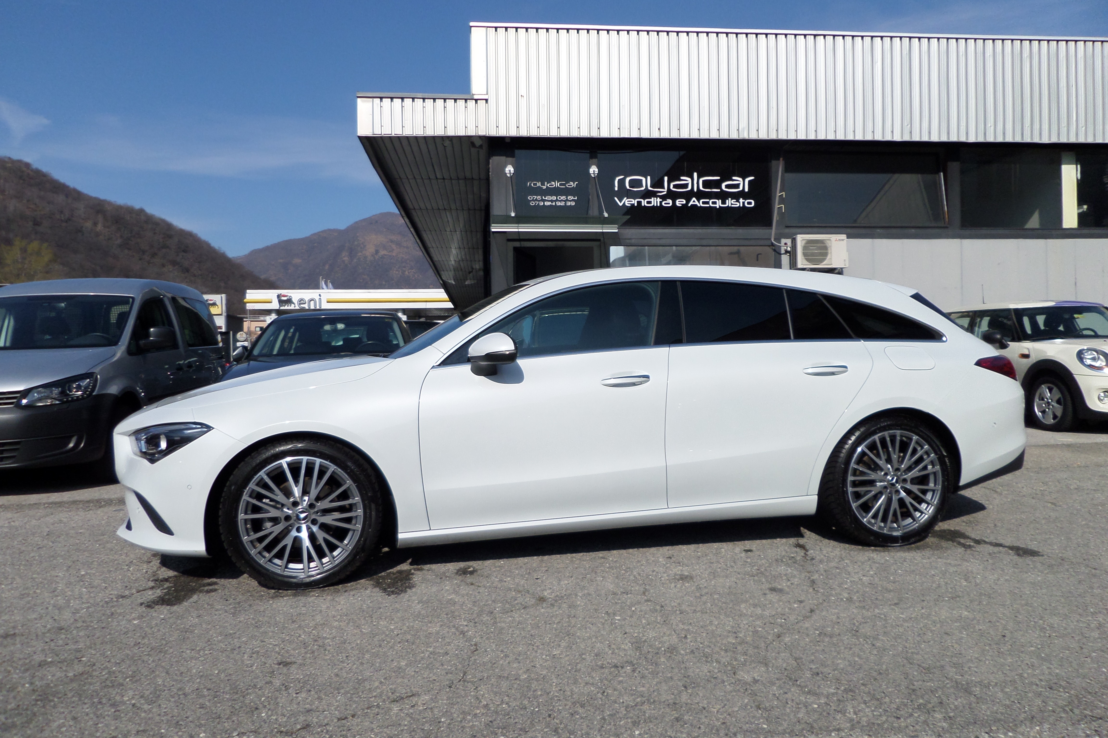 MERCEDES-BENZ CLA Shooting Brake 180 7G-DCT Style