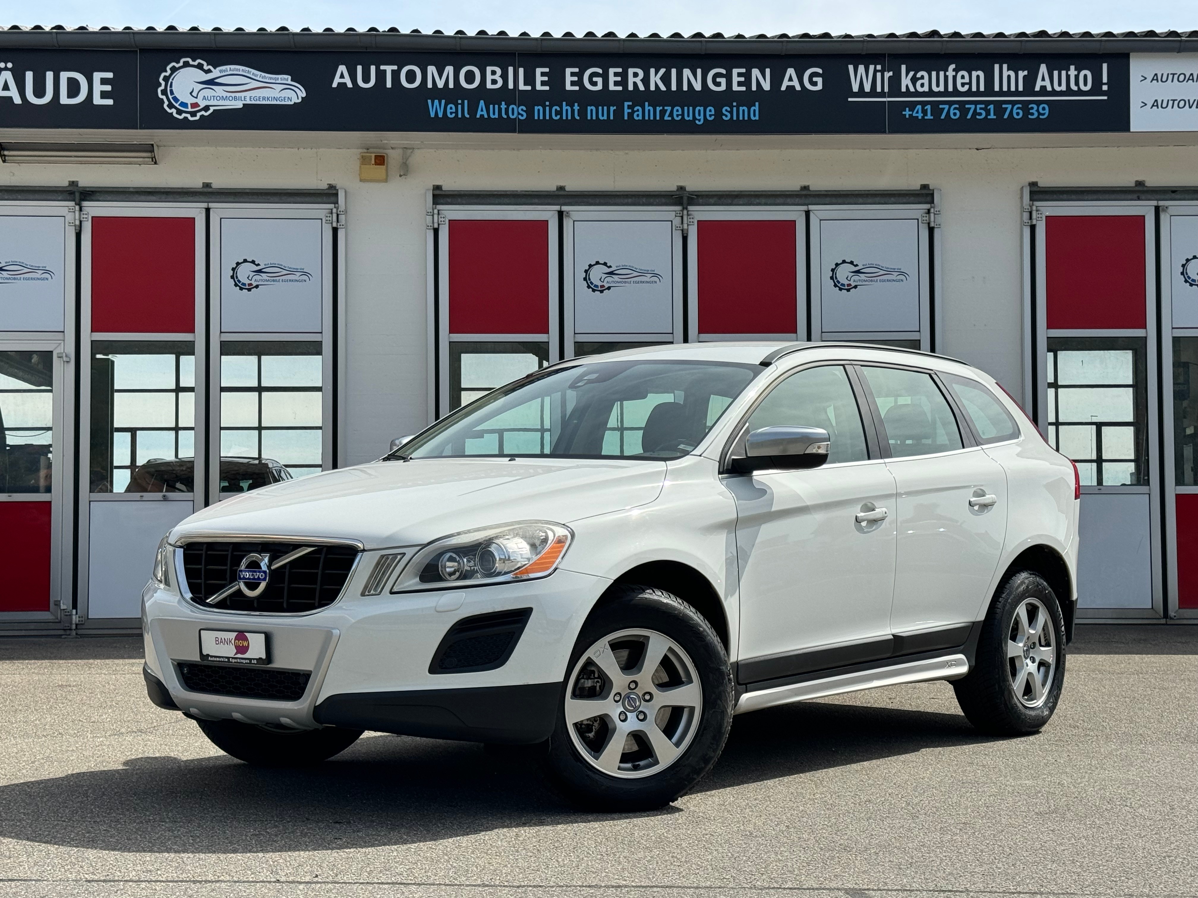 VOLVO XC60 D4 AWD Kinetic Geartronic