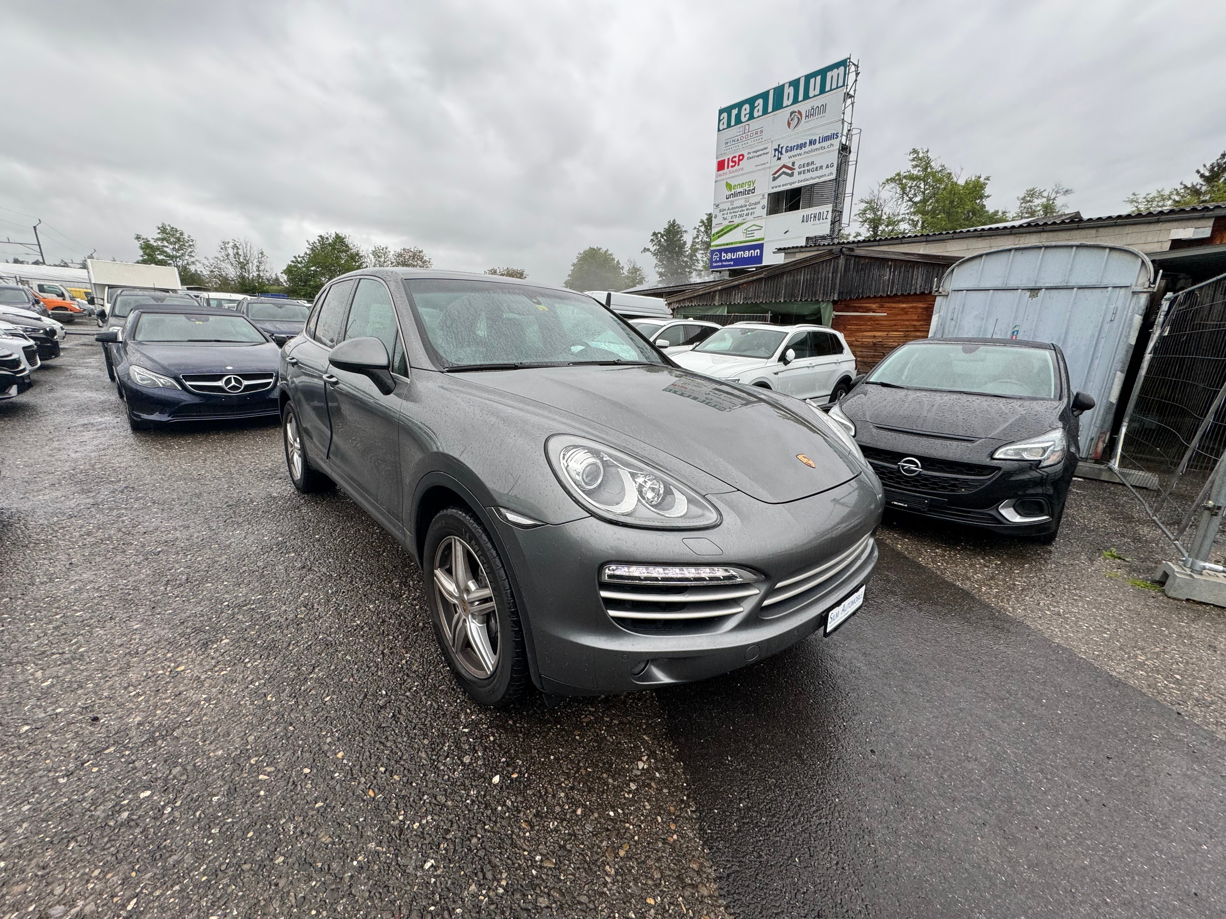 PORSCHE Cayenne Diesel Platinum Edition