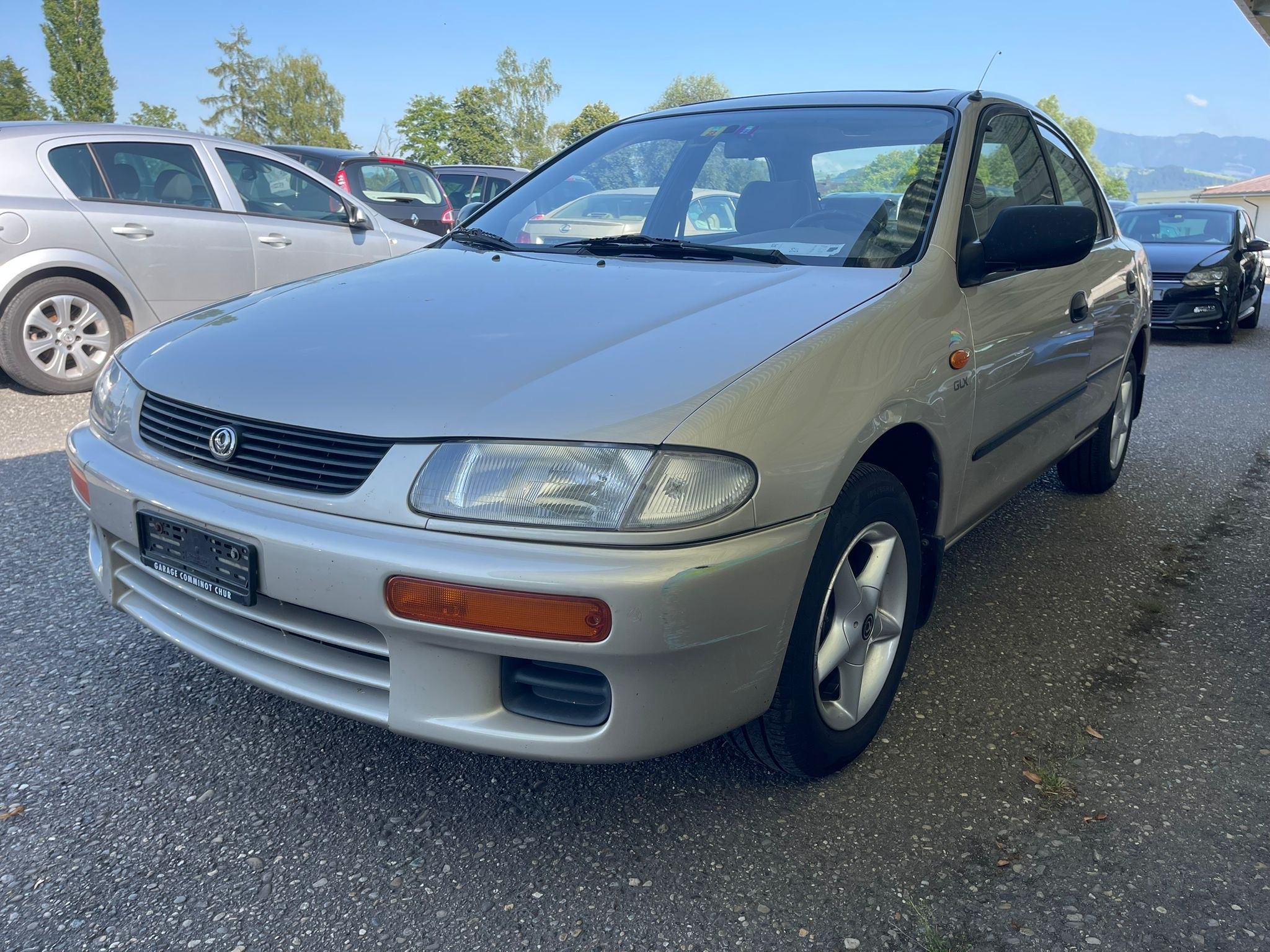 MAZDA 323 1.8i-16V GLX