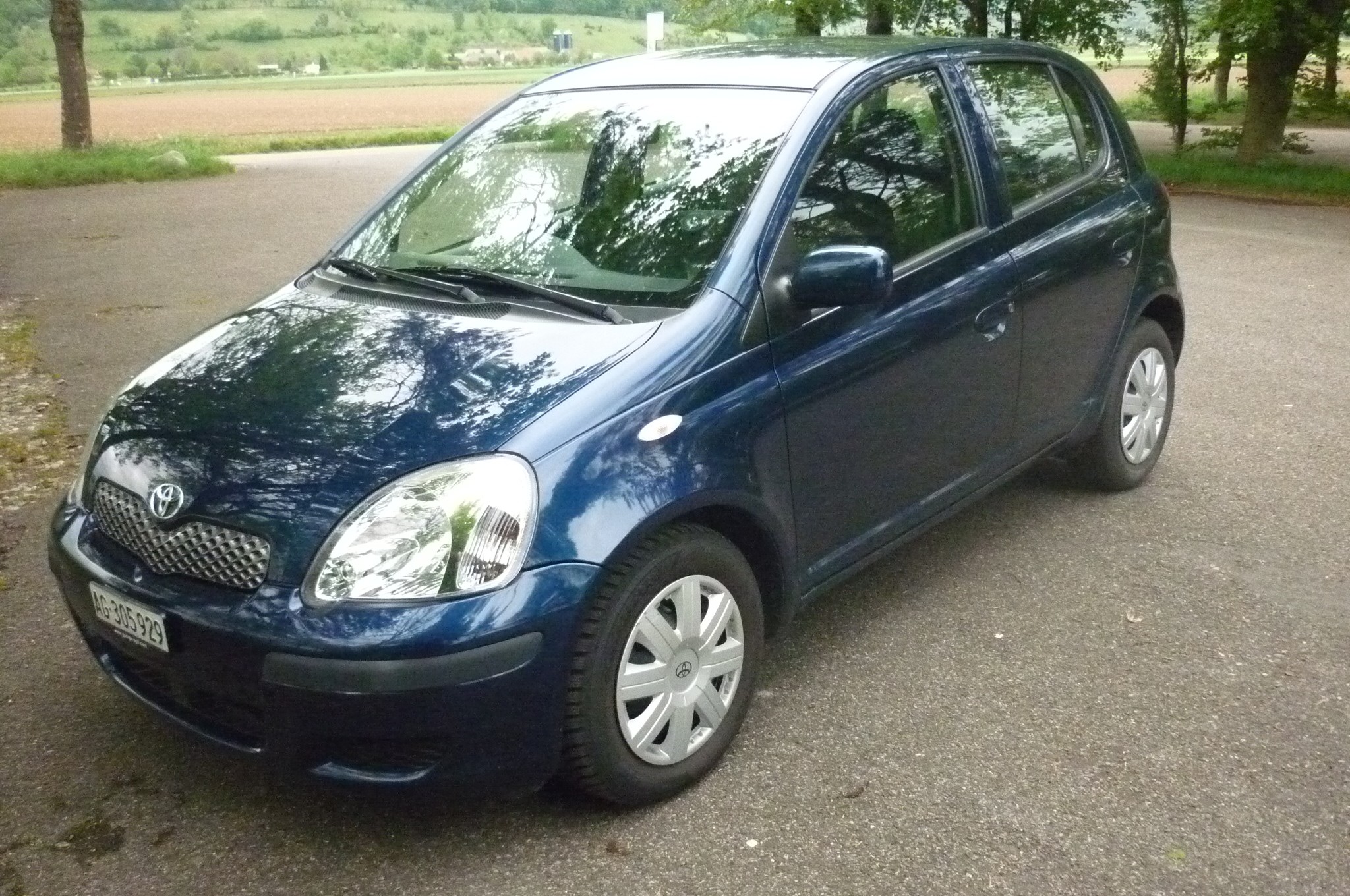 TOYOTA Yaris 1.3 Linea Luna