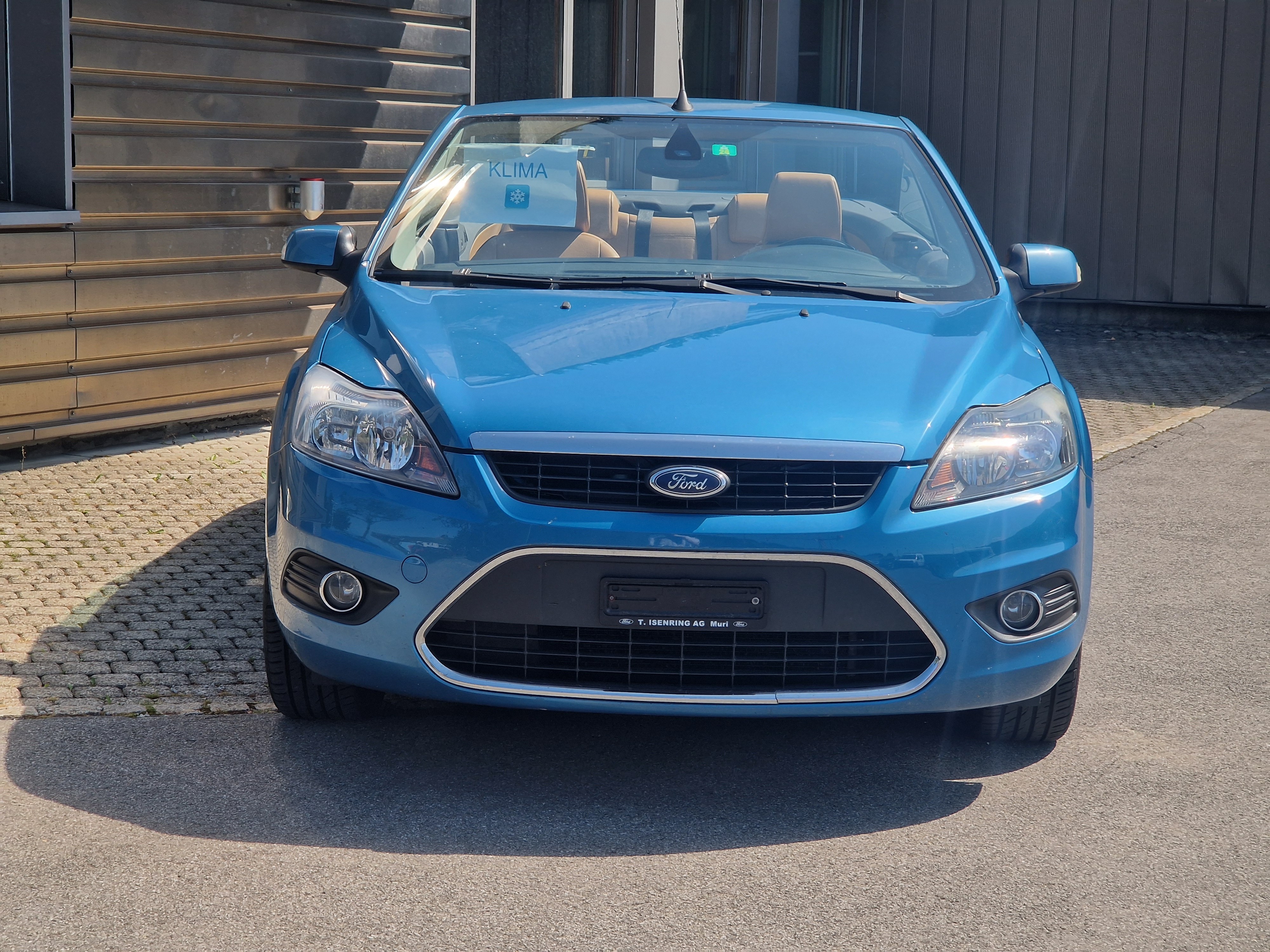 FORD Focus CC 2.0i Titanium