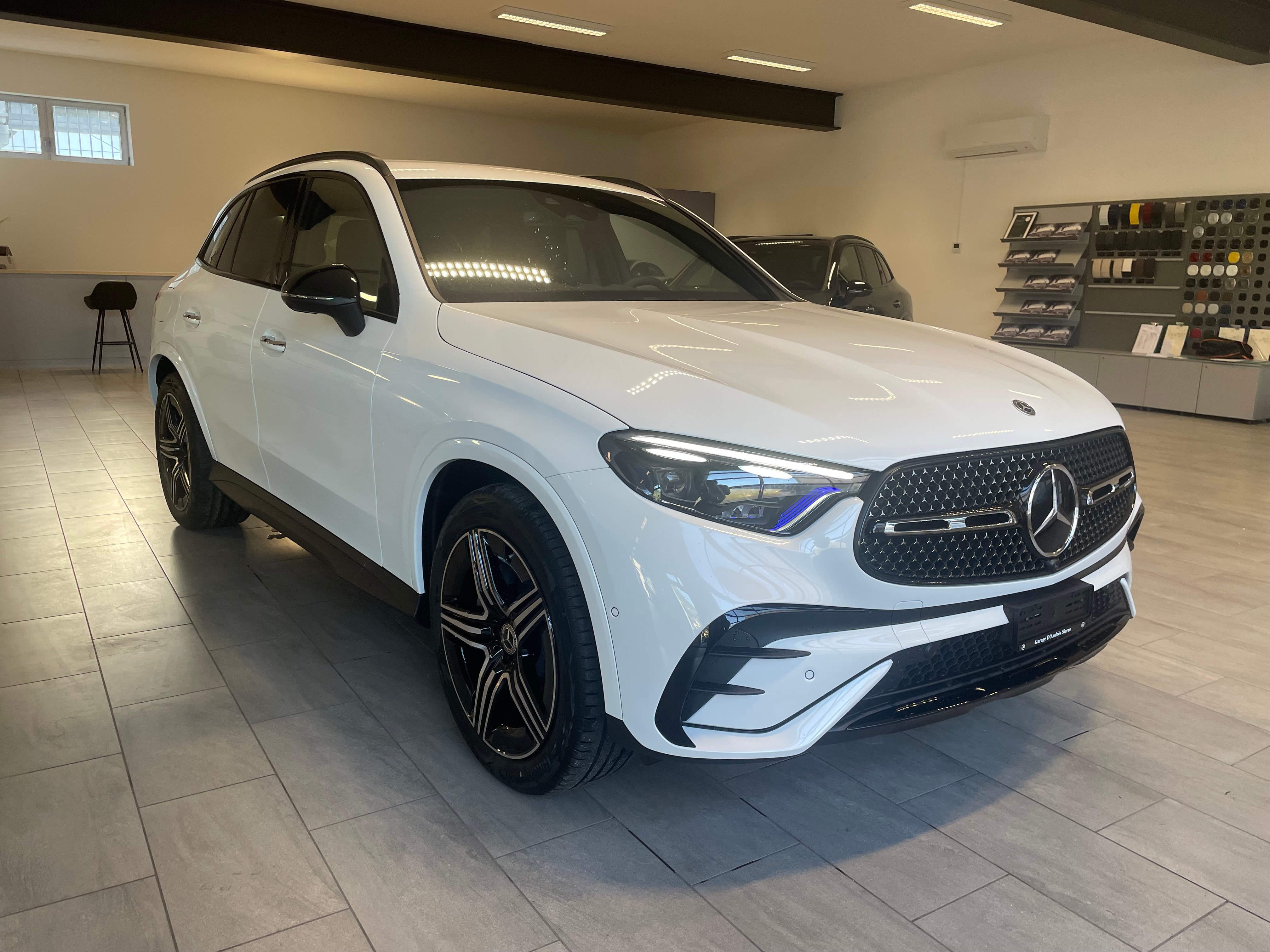 MERCEDES-BENZ GLC 300 4Matic 9G-Tronic