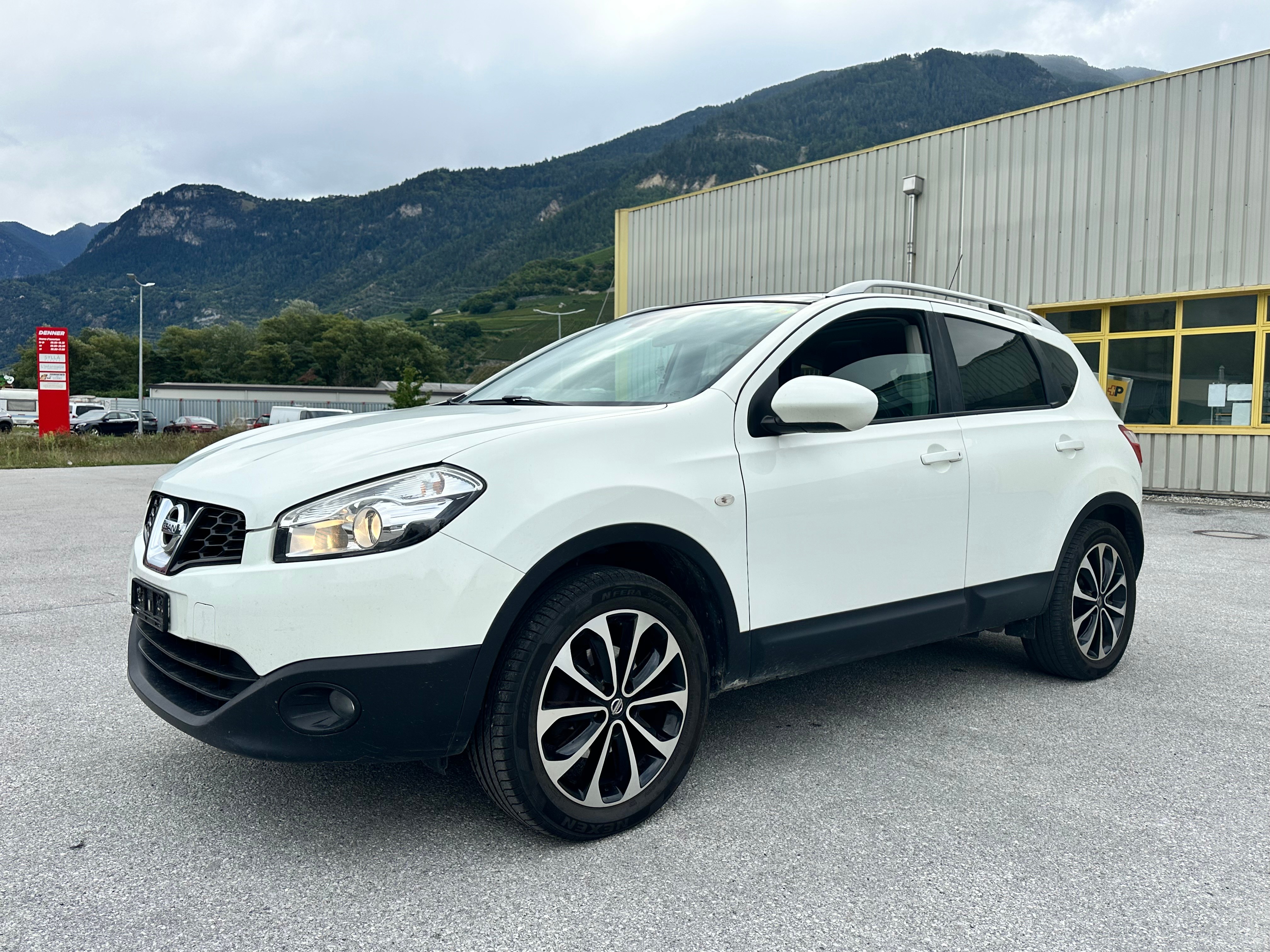 NISSAN Qashqai 2.0 4WD tekna XTronic CVT