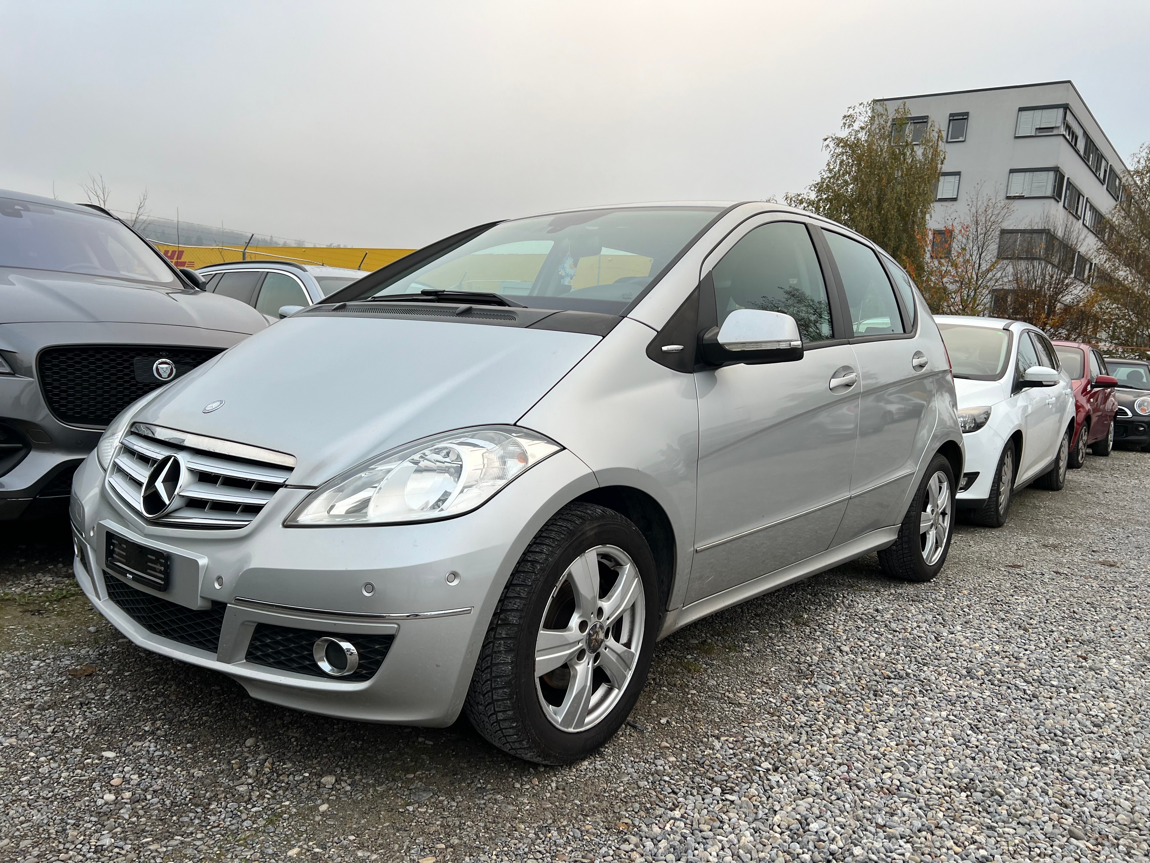 MERCEDES-BENZ A 180 (170) Avantgarde Autotronic