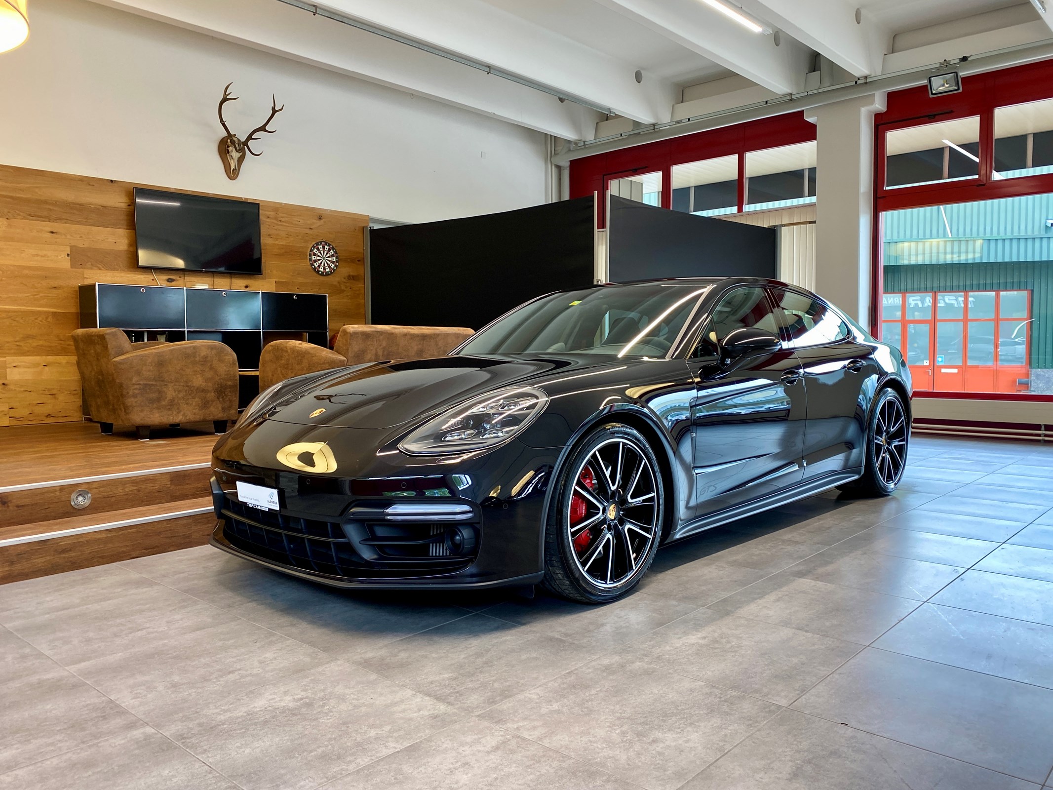 PORSCHE Panamera GTS PDK