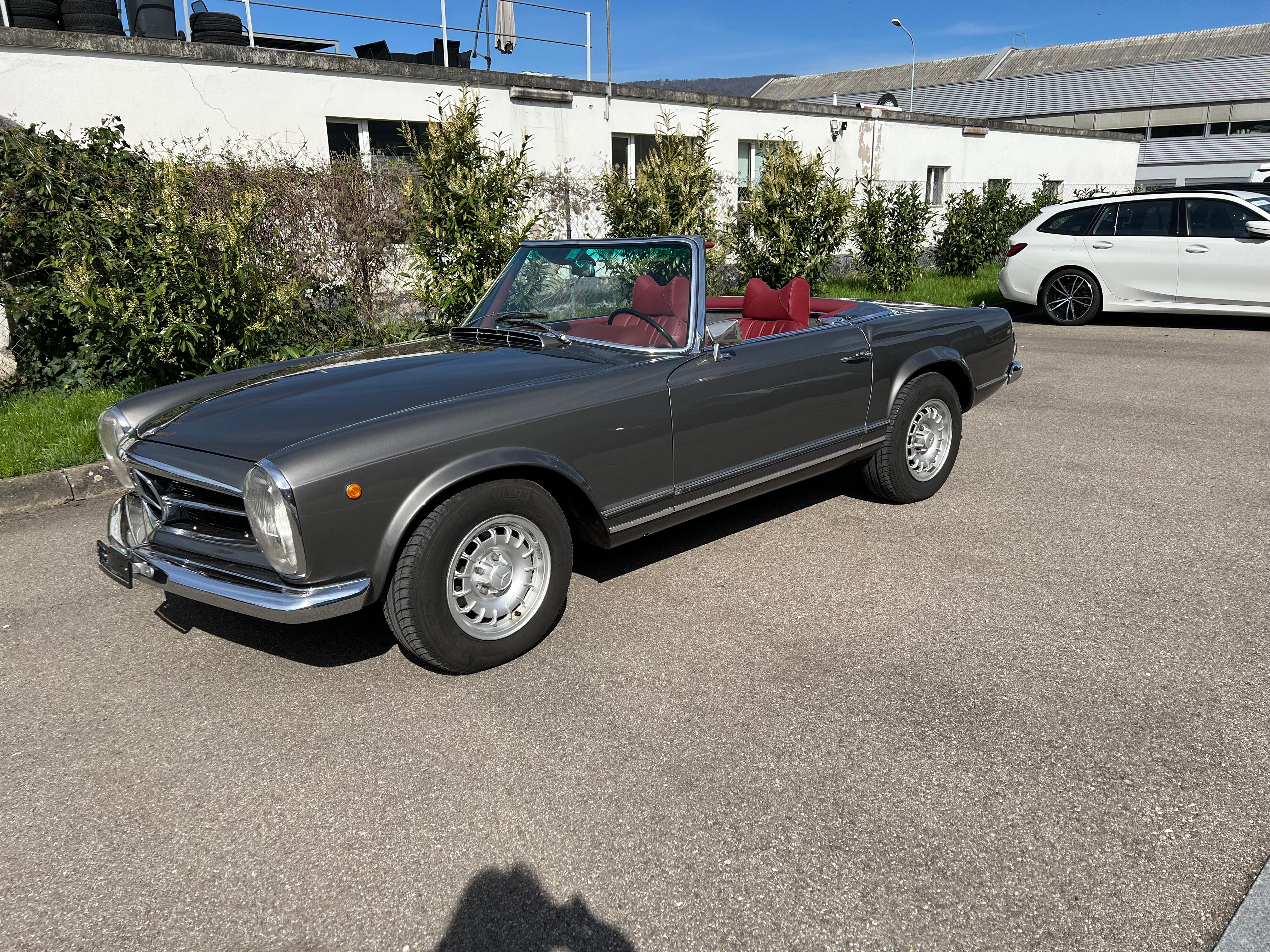 MERCEDES-BENZ SL 230