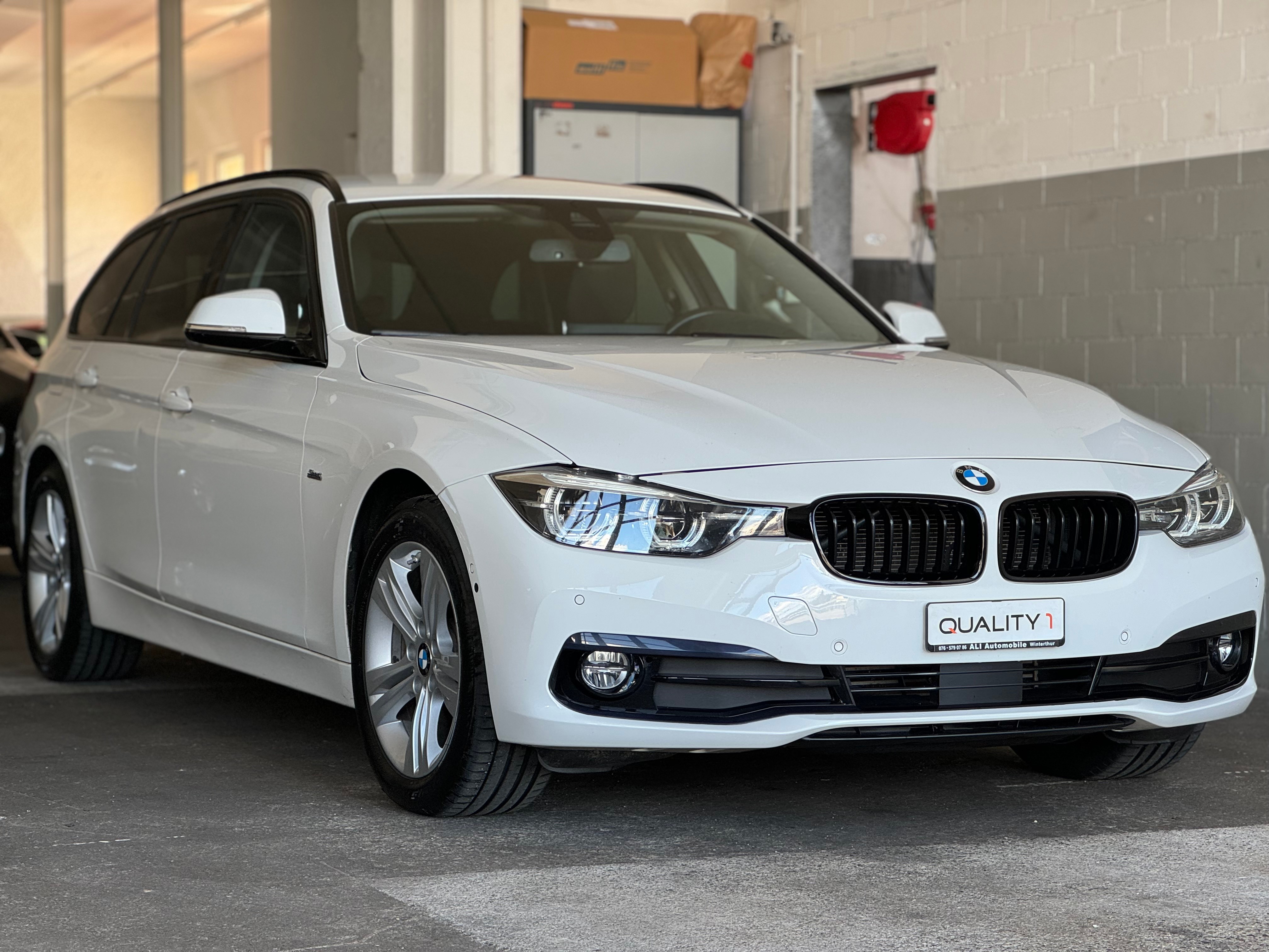 BMW 320d xDrive Touring Edition Sport Line Steptronic