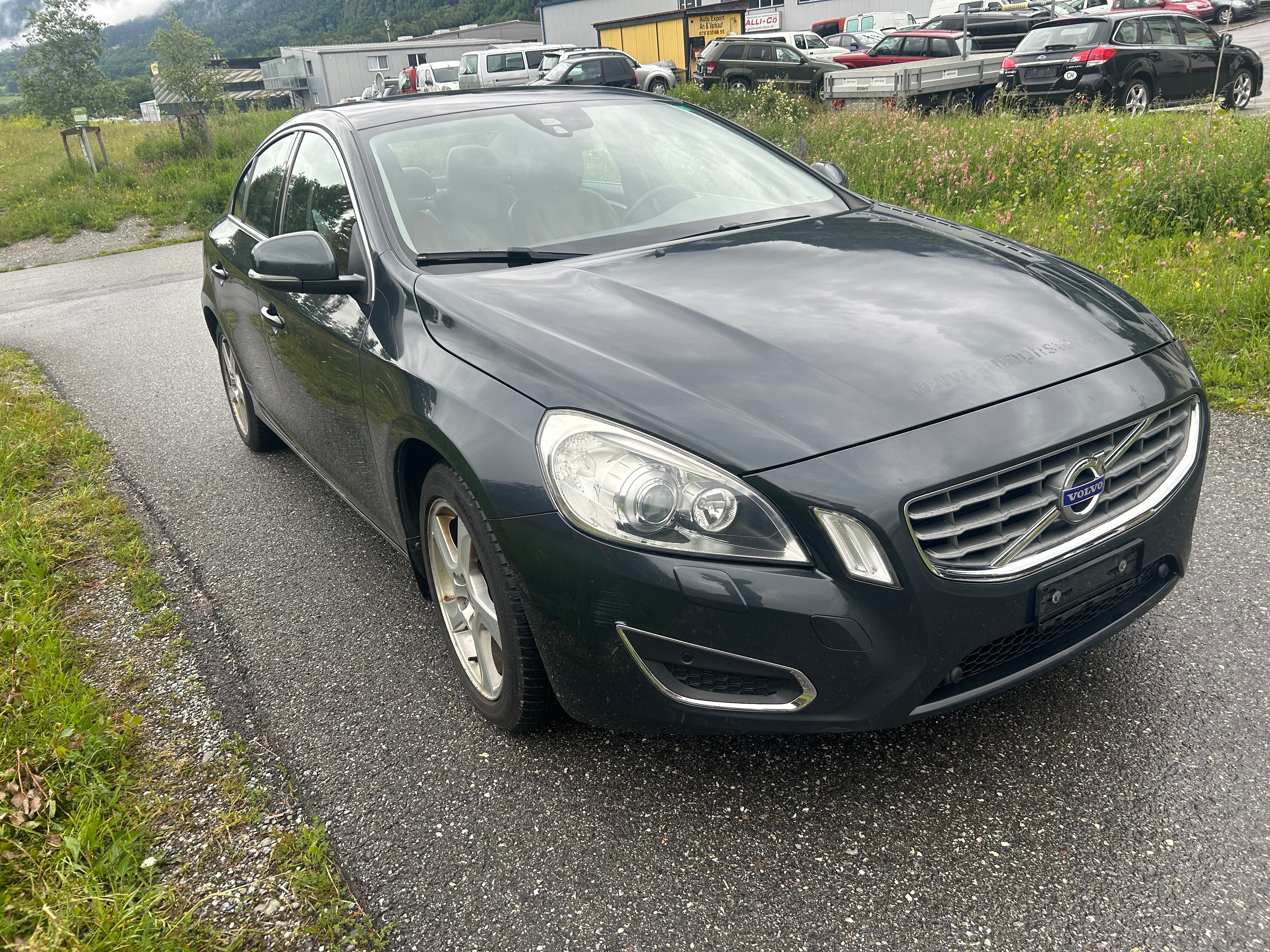 VOLVO S60 D5 Summum Geartronic