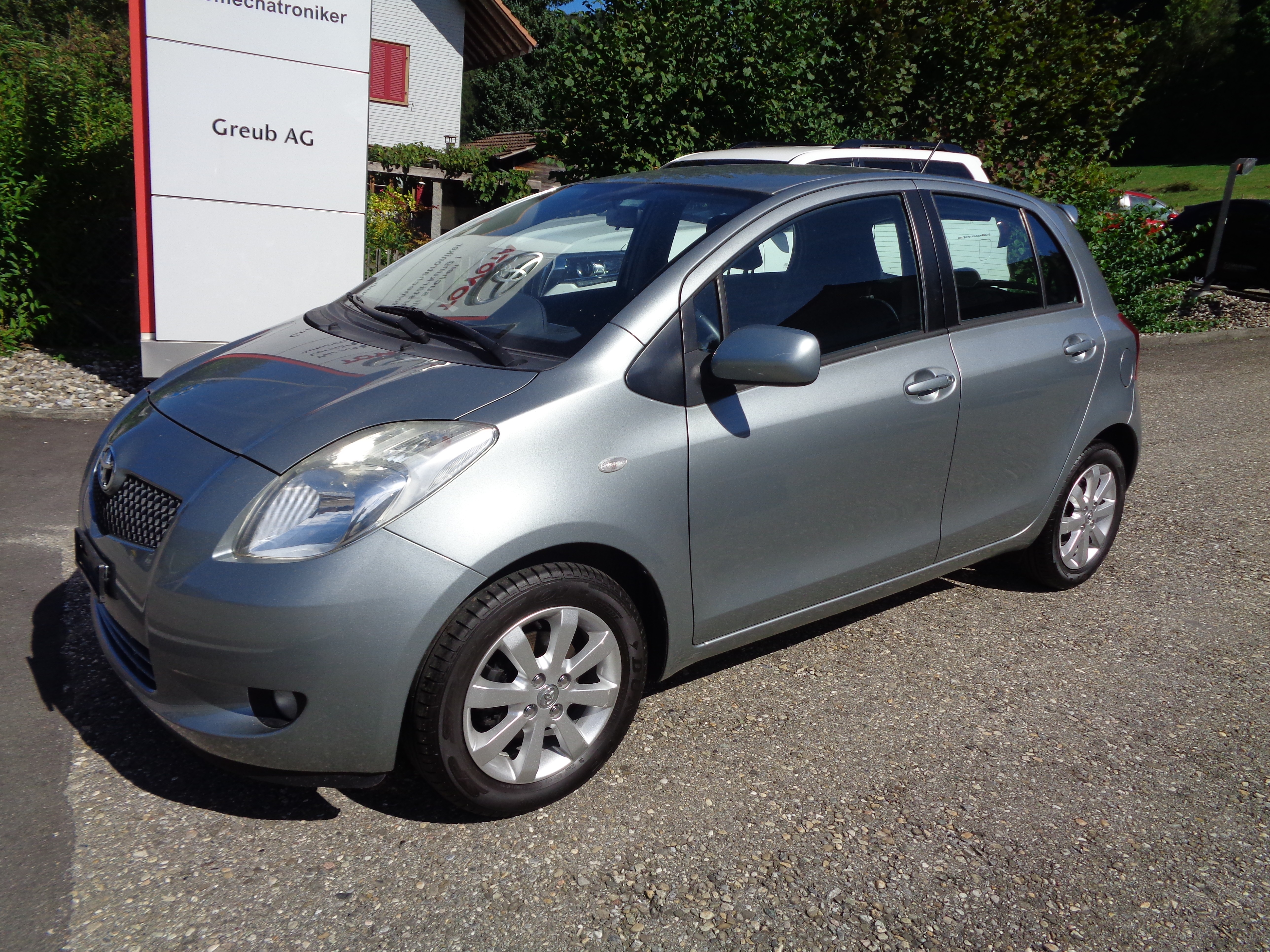 TOYOTA Yaris 1.3 Chic