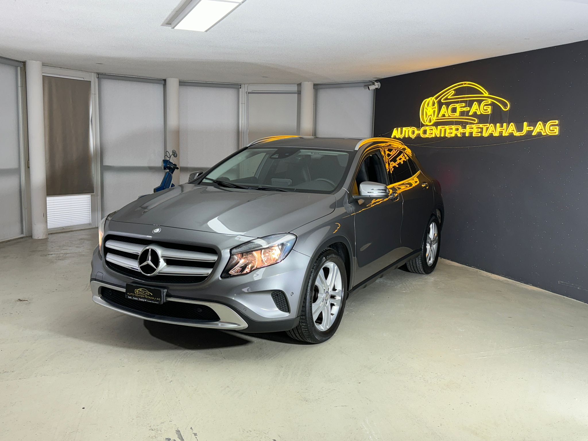 MERCEDES-BENZ GLA 200 Urban 7G-DCT