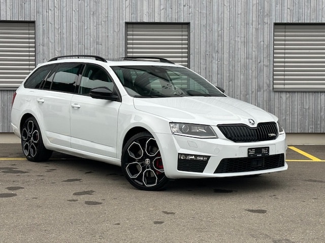 SKODA Octavia Combi 2.0 TSI RS 230 DSG