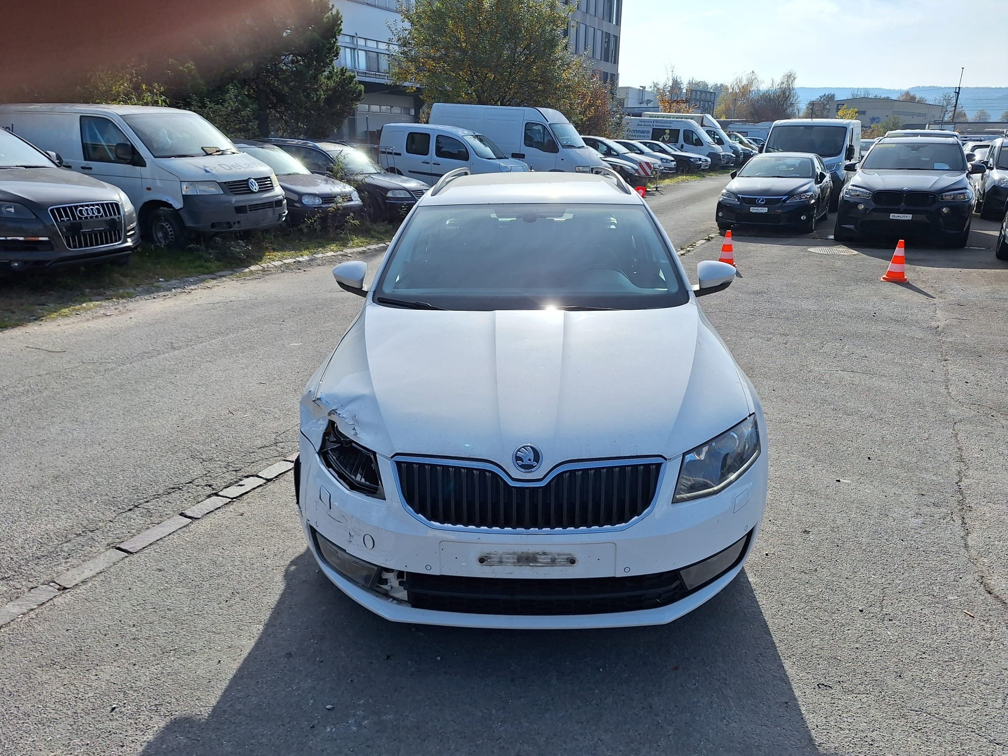 SKODA Octavia Combi 2.0 TDI Elegance DSG