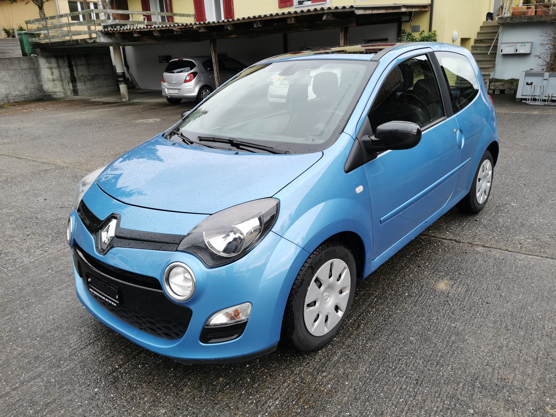 RENAULT Twingo 1.2 16V Swiss Edition